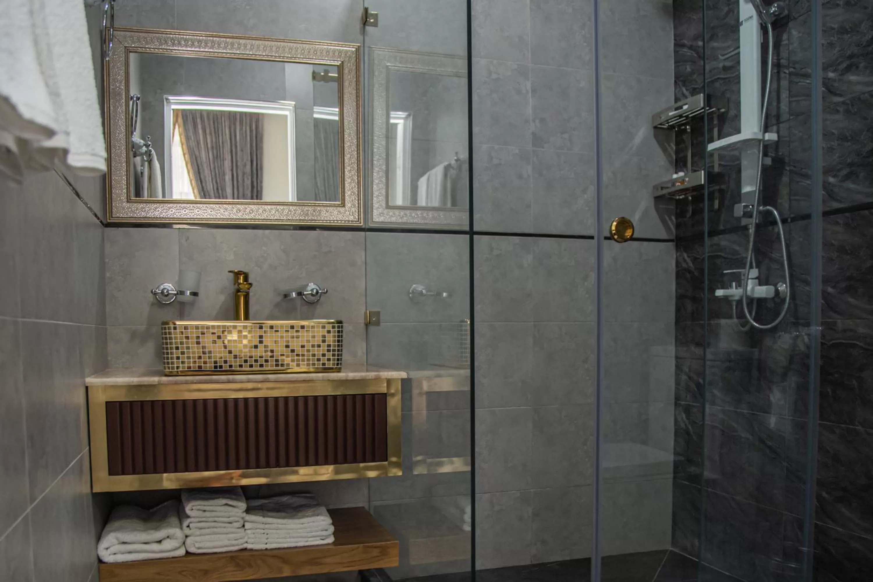 Bathroom in Hayat Samarkand