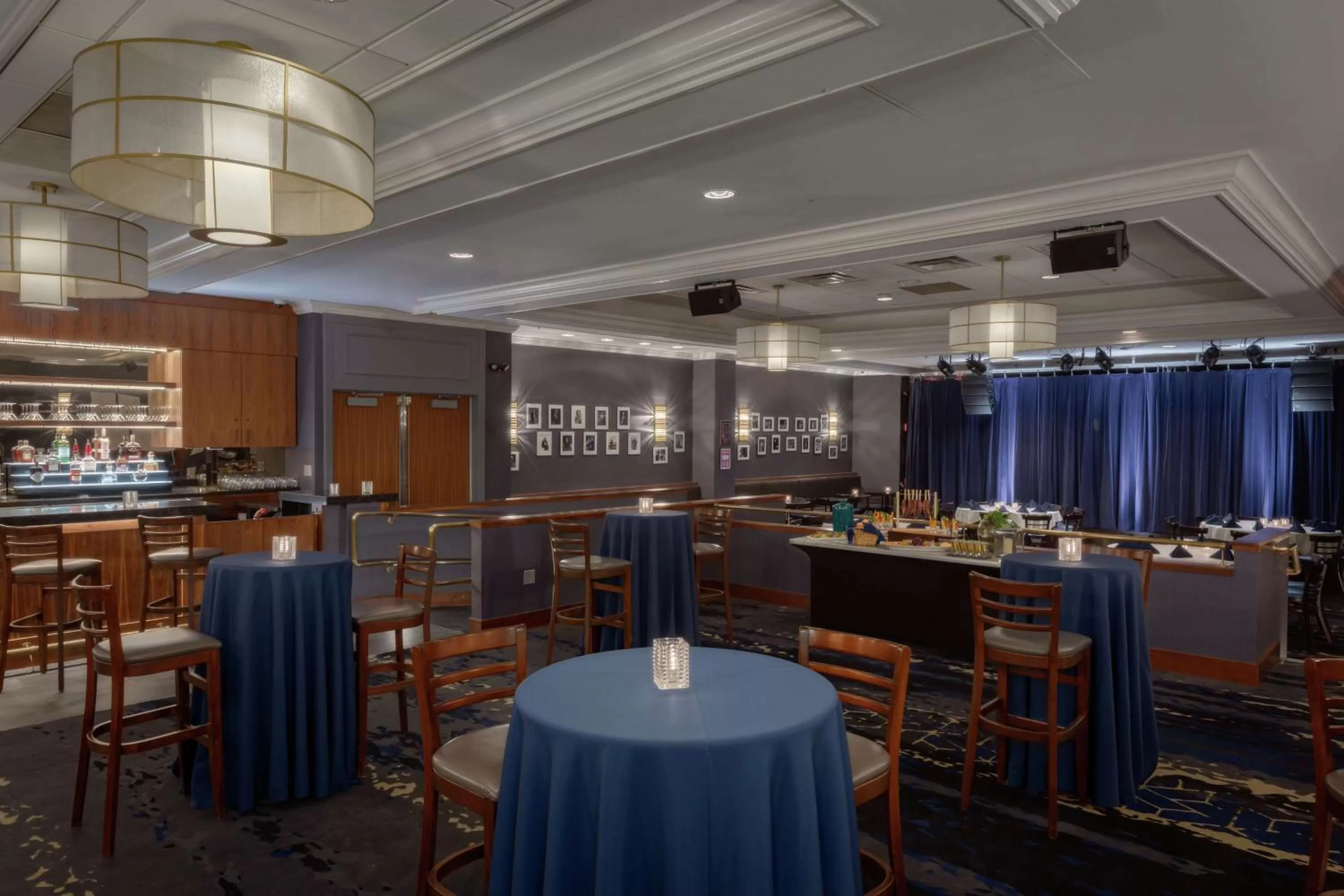 Meeting/conference room in DoubleTree Suites by Hilton Hotel Boston - Cambridge