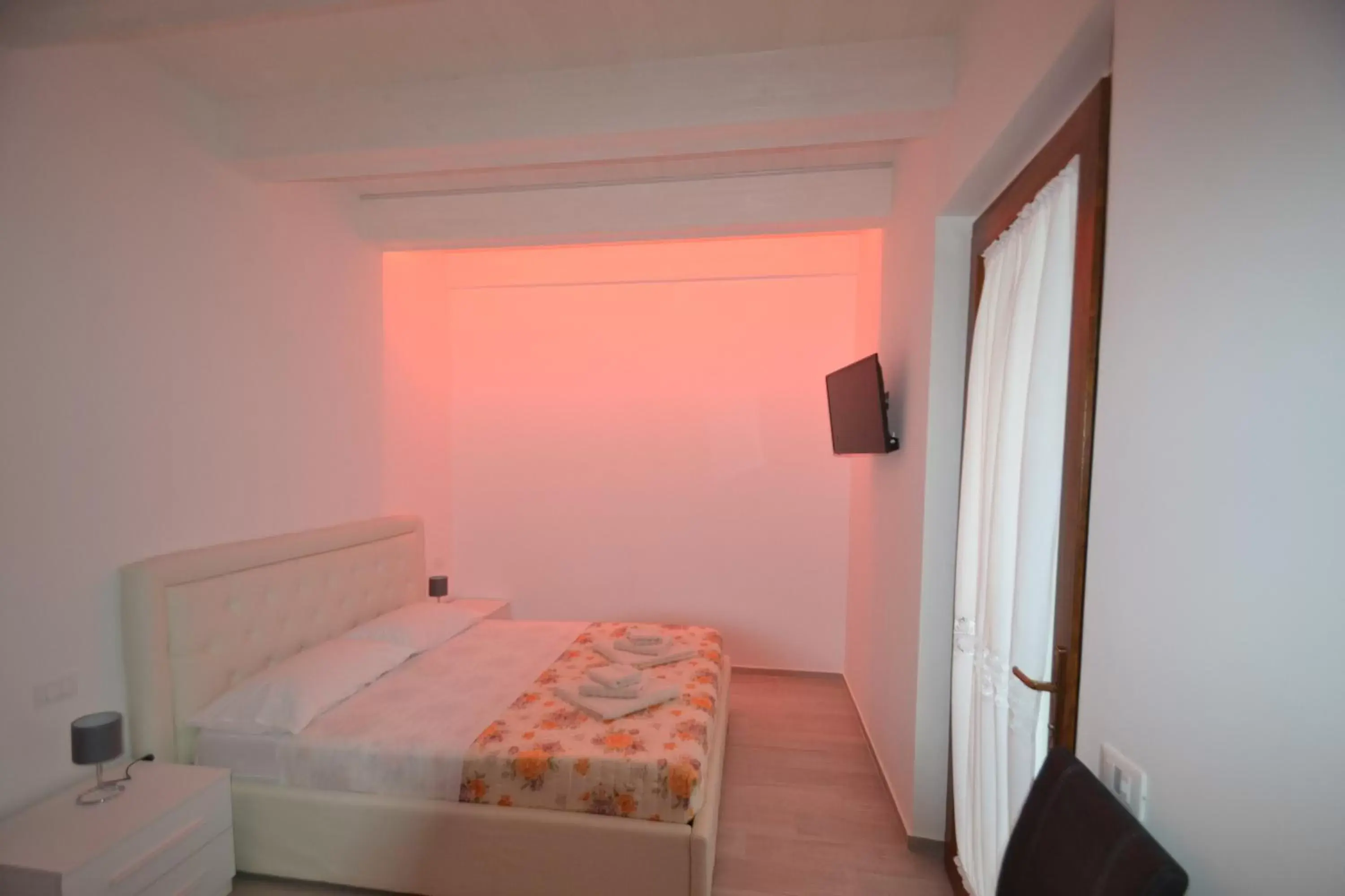 Bed in Onda Chiara B&B