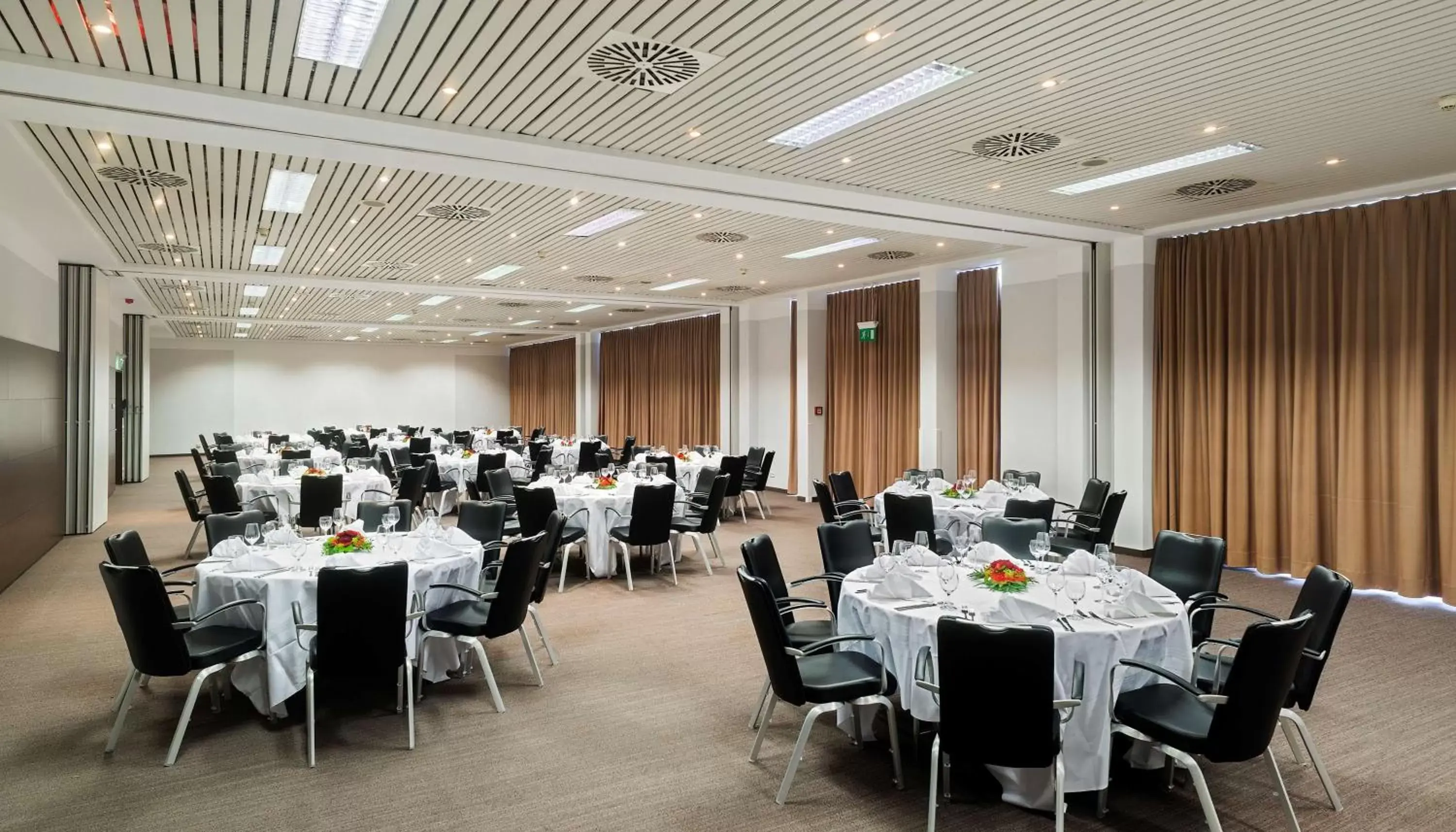 Meeting/conference room, Banquet Facilities in NH Frankfurt Airport West