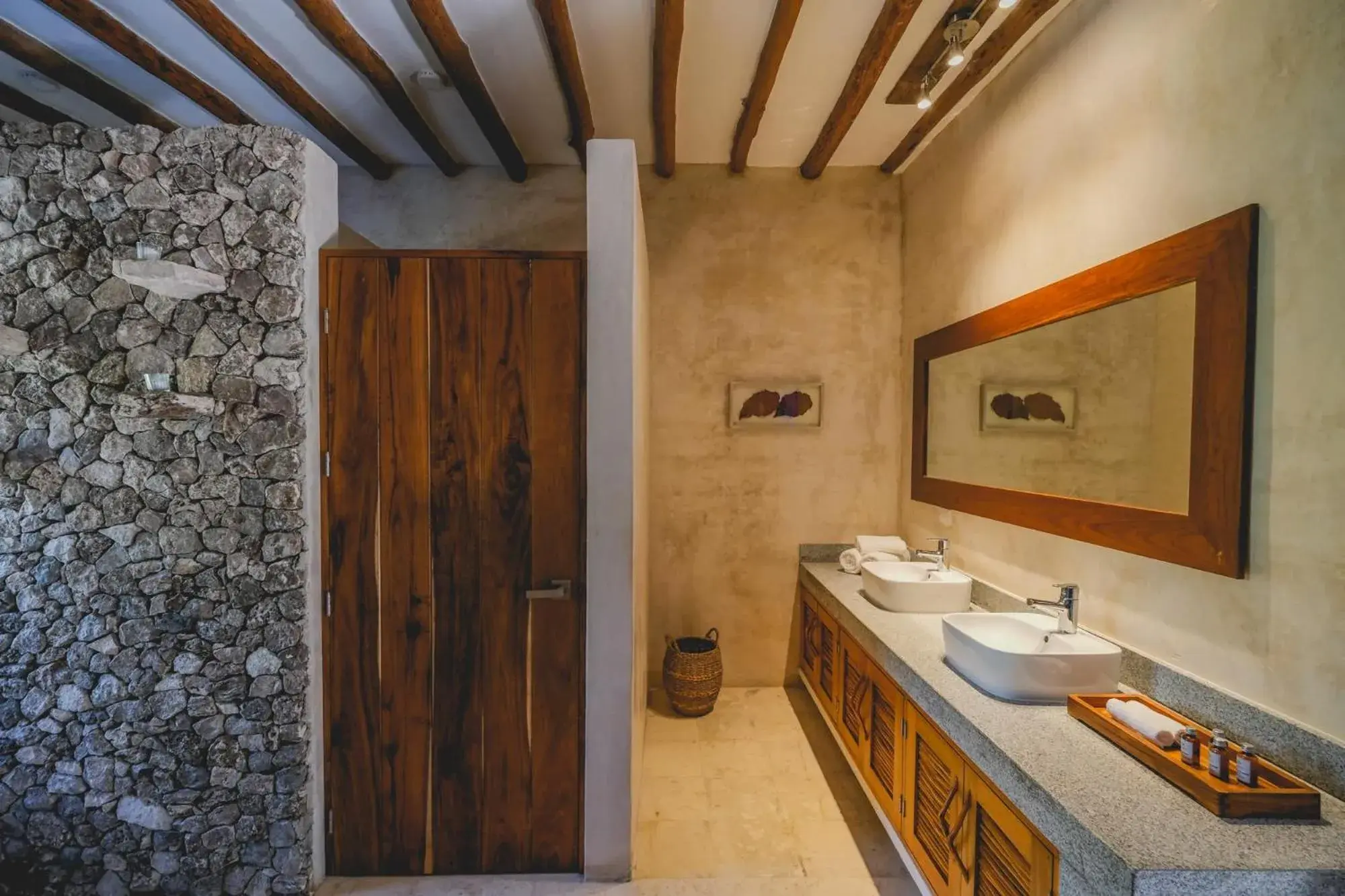 Bathroom in Wakax Hacienda - Cenote & Boutique Hotel