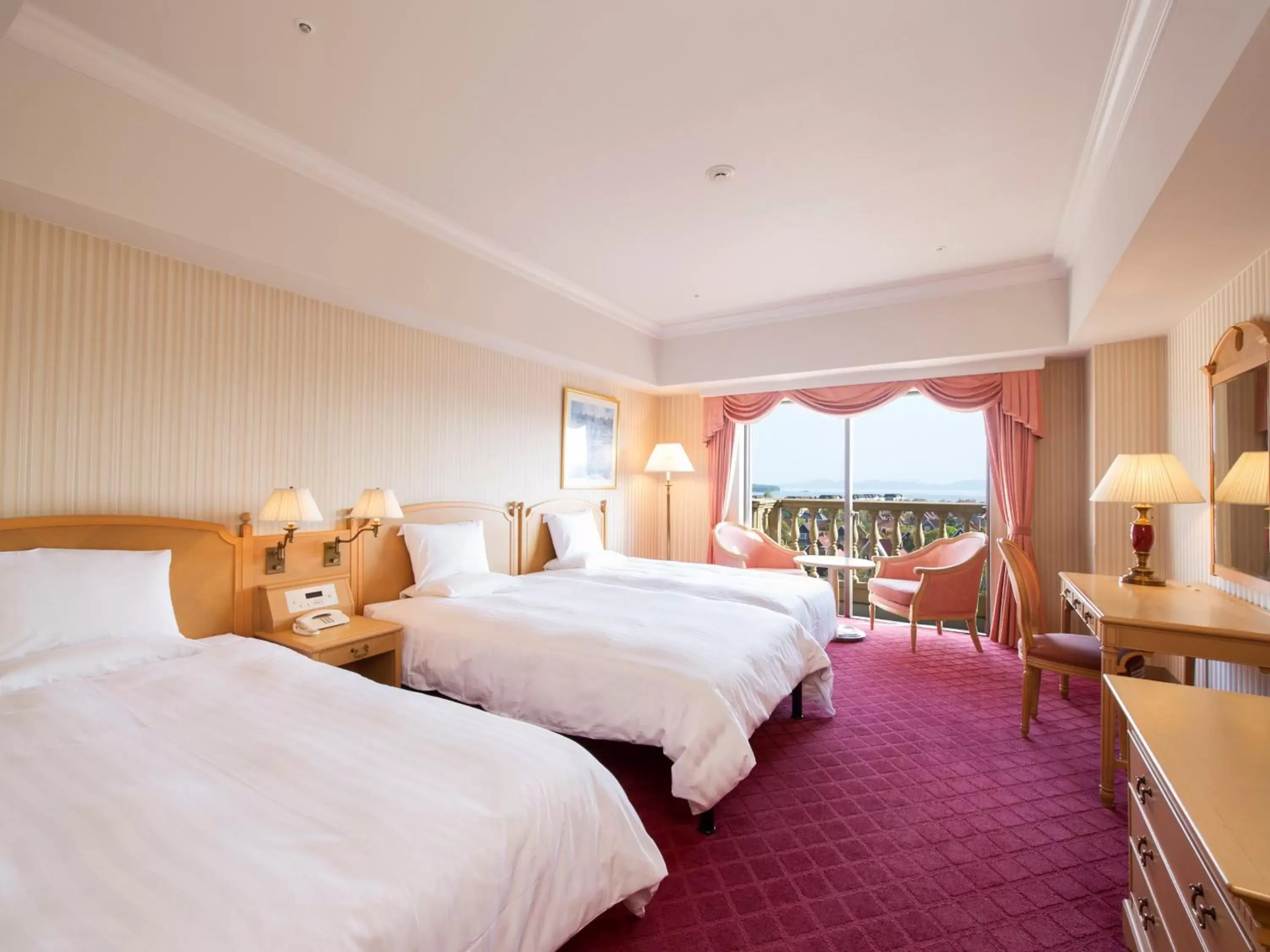 Triple Room with Park View in Hotel Okura JR Huis Ten Bosch