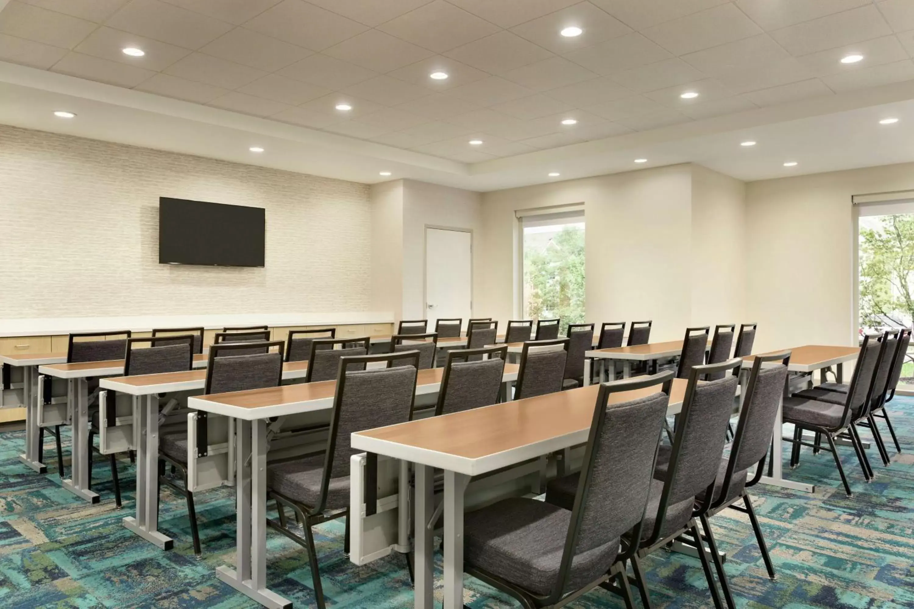 Meeting/conference room in Home2 Suites By Hilton Florence Cincinnati Airport South