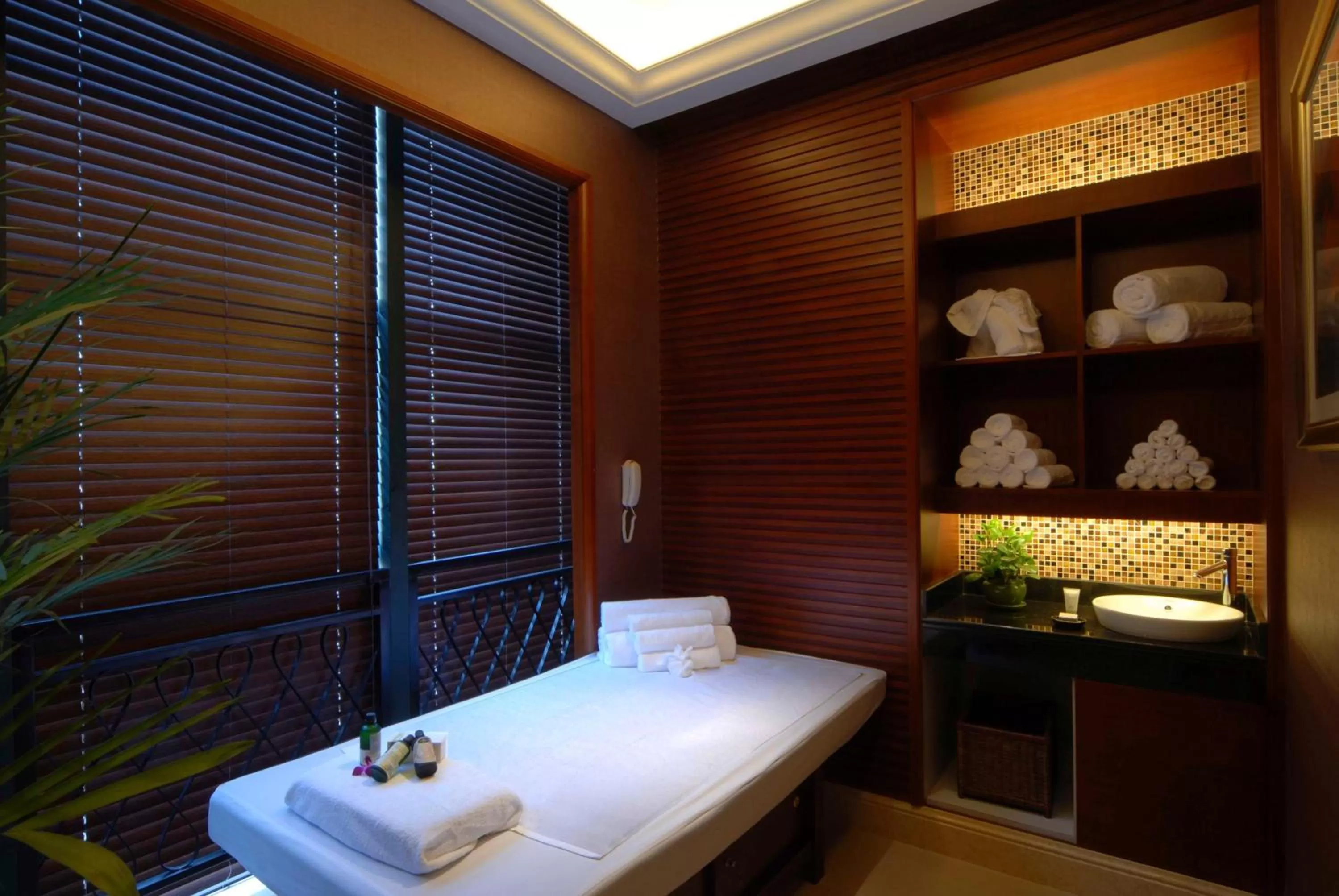 Spa and wellness centre/facilities in Kempinski Hotel Shenzhen