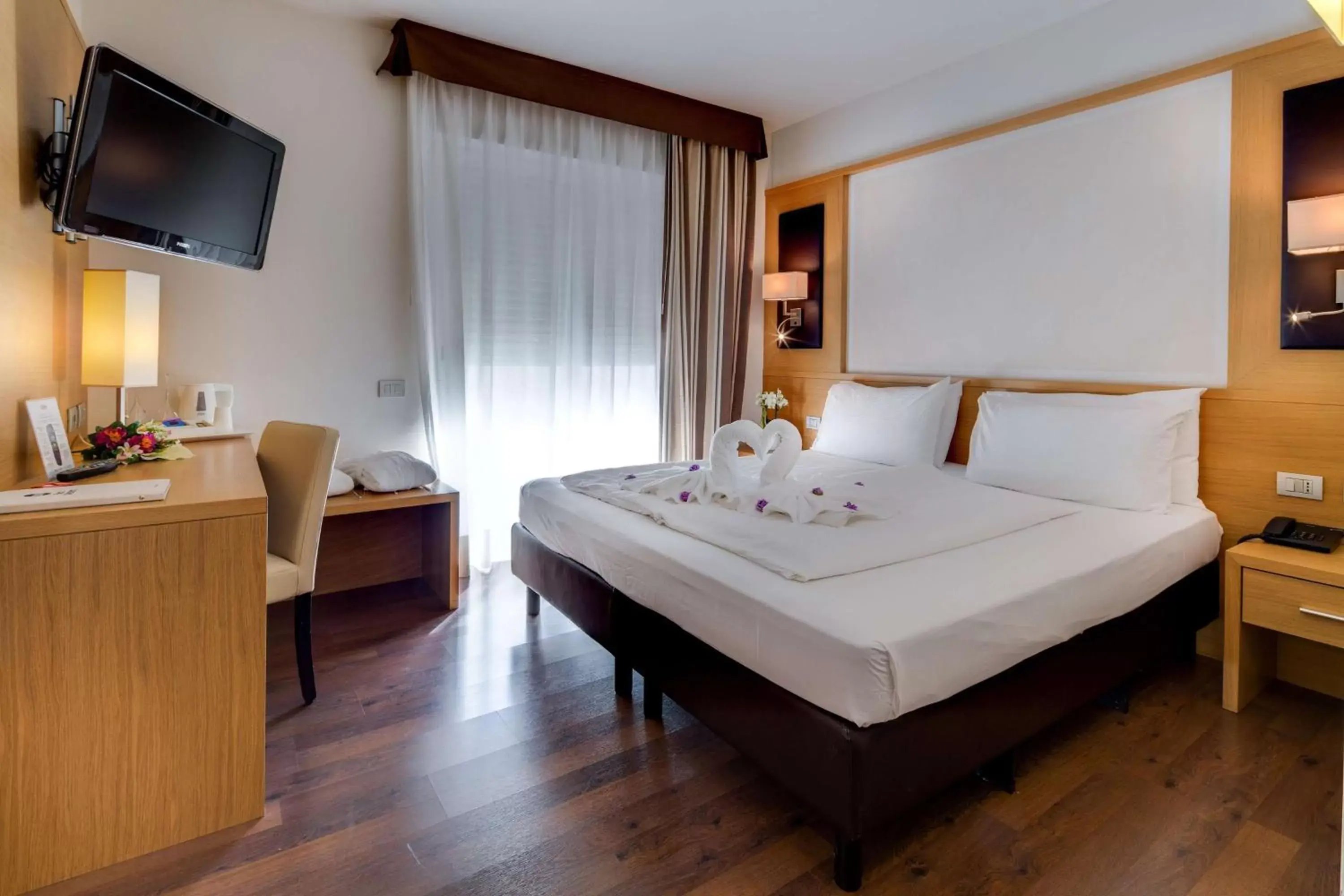 Photo of the whole room, Bed in Best Western Hotel Adige