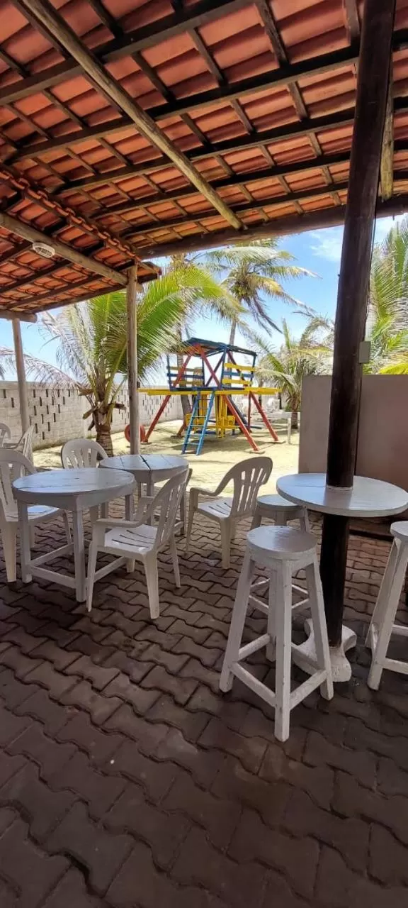 Restaurant/places to eat in Pousada Solar das Flores