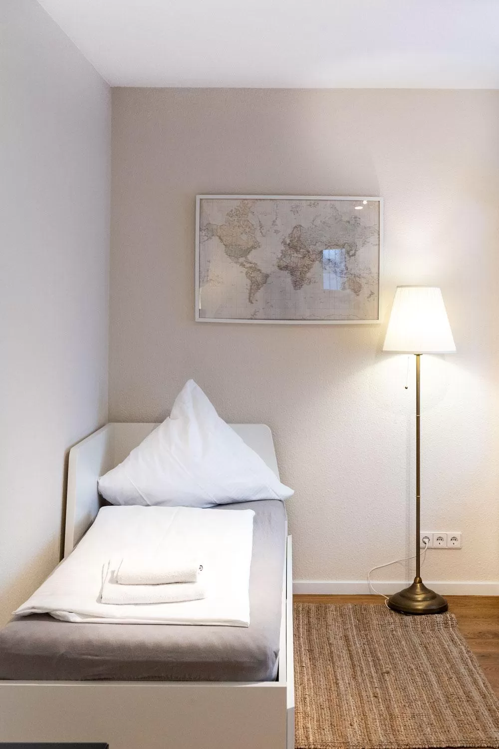 Bed in Hotel Beim Schupi Karlsruhe