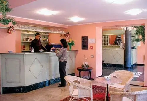 Lounge or bar in Hotel Altieri Lounge or bar in Hotel Altieri