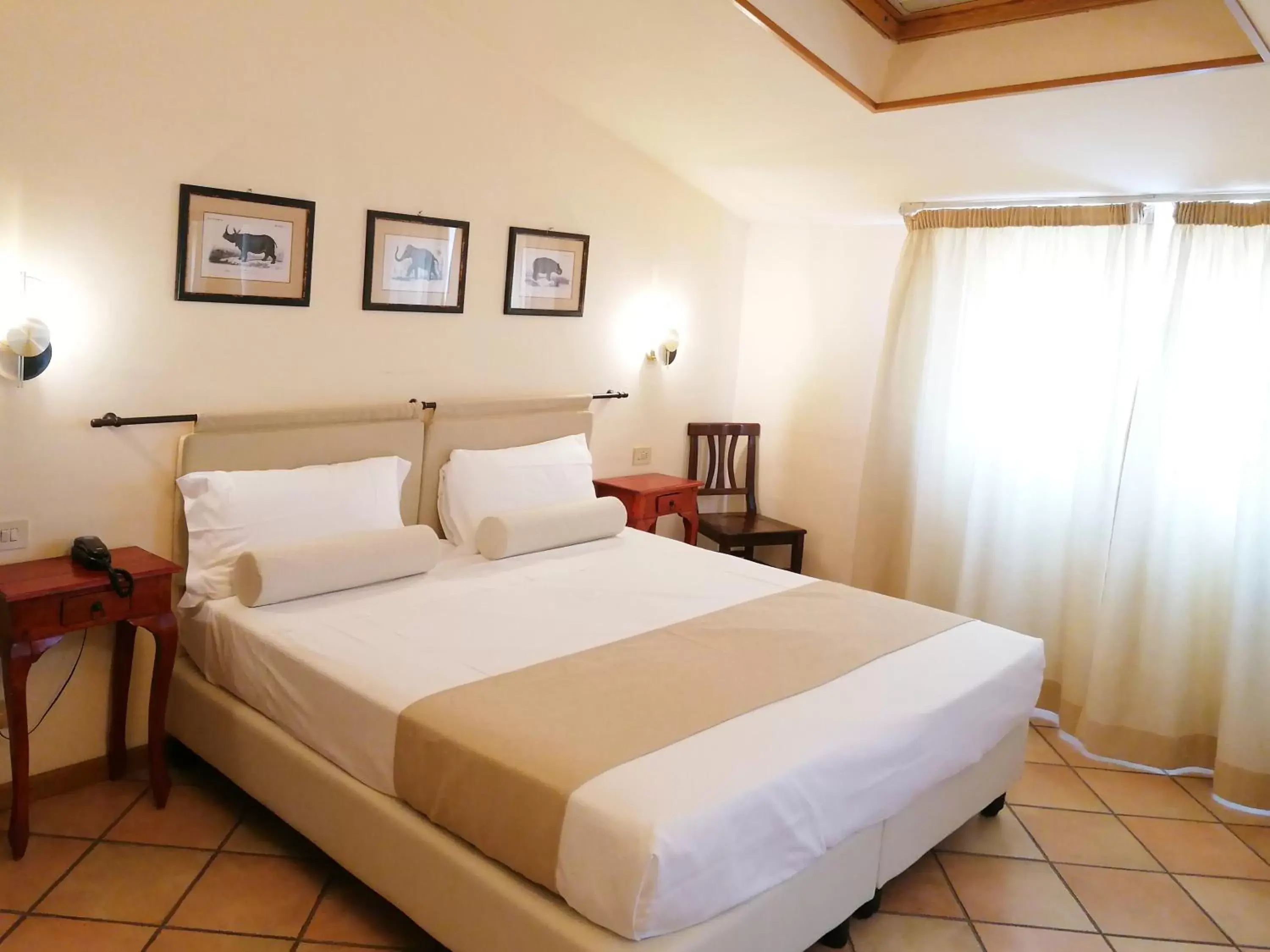 Bedroom, Bed in Hotel Lauri