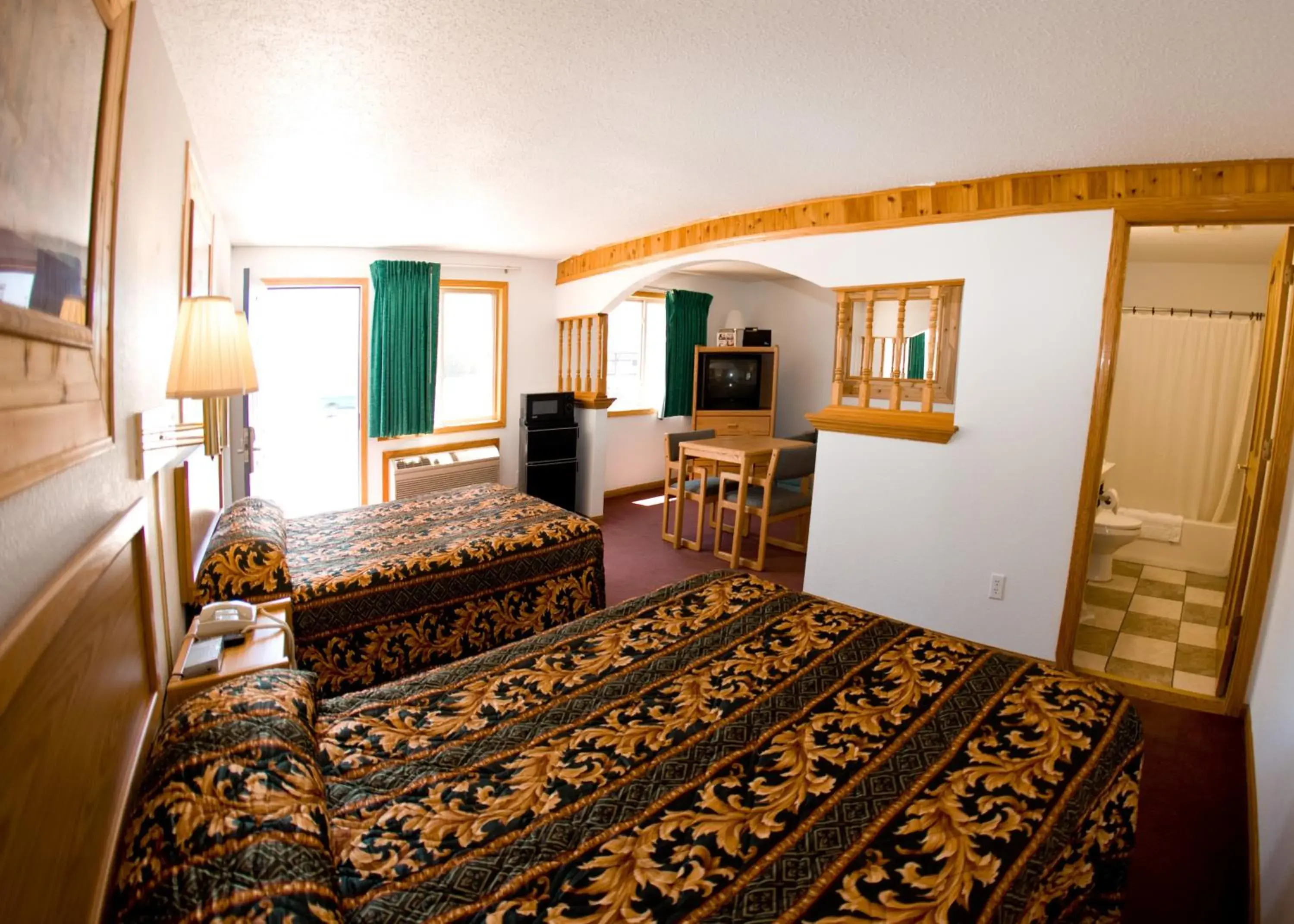 Photo of the whole room, Bed in North Country Inn And Suites
