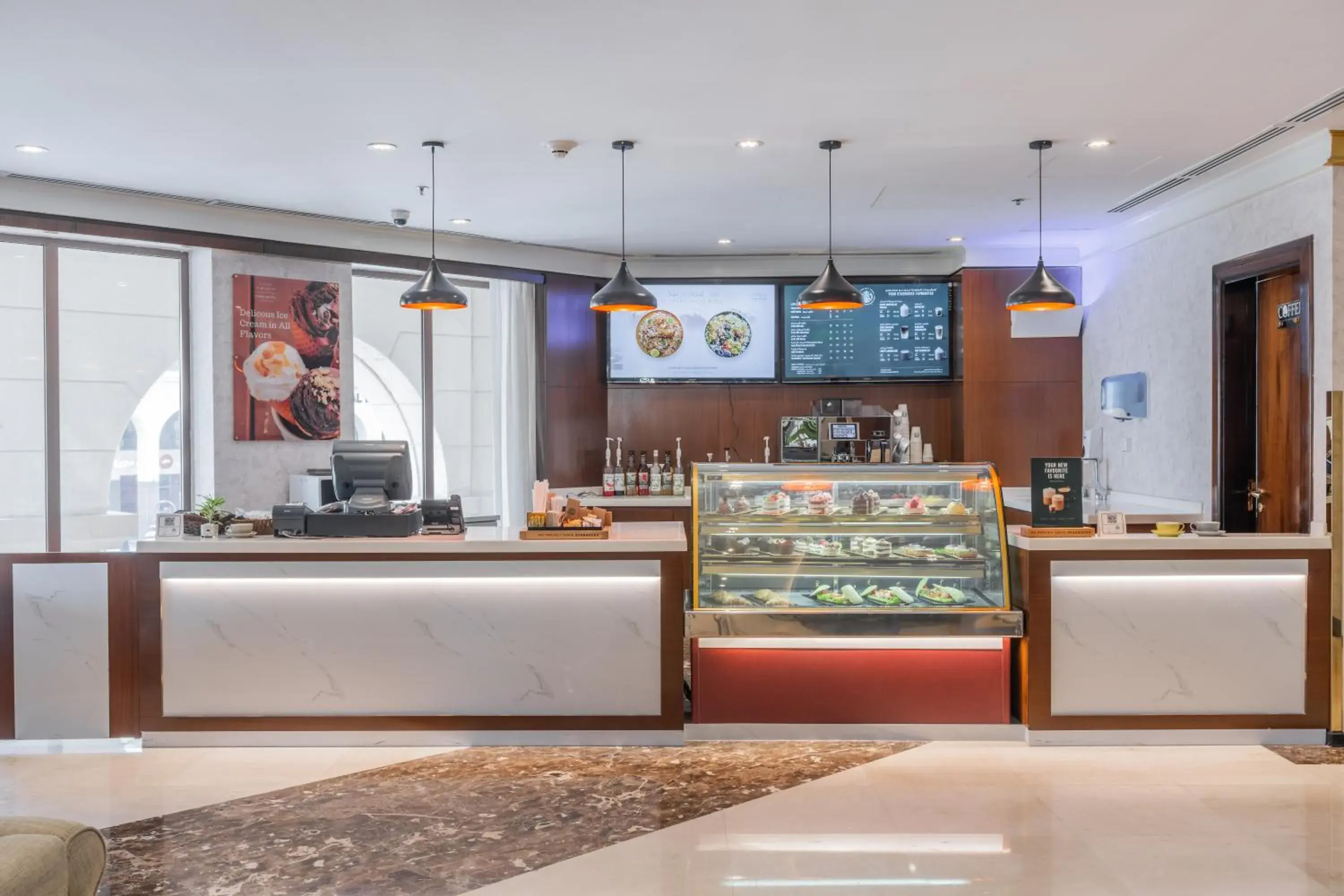 Coffee/tea facilities in Taiba Madinah Hotel
