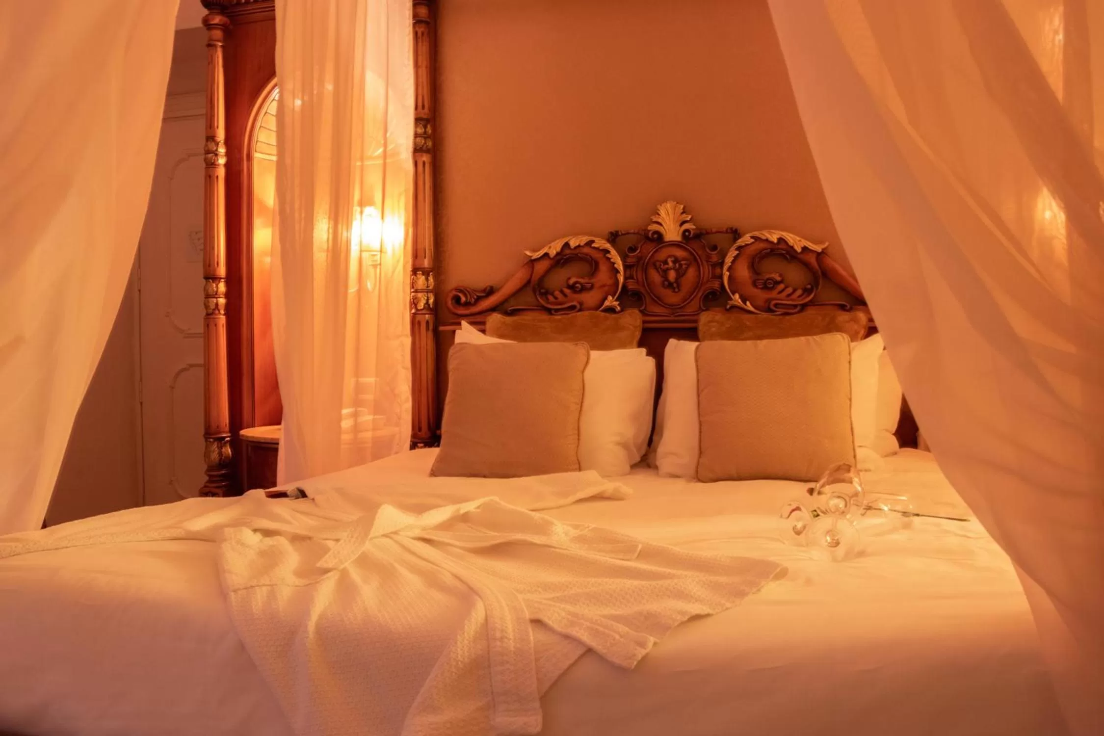 Bed in Villa Palma Boutique Hotel