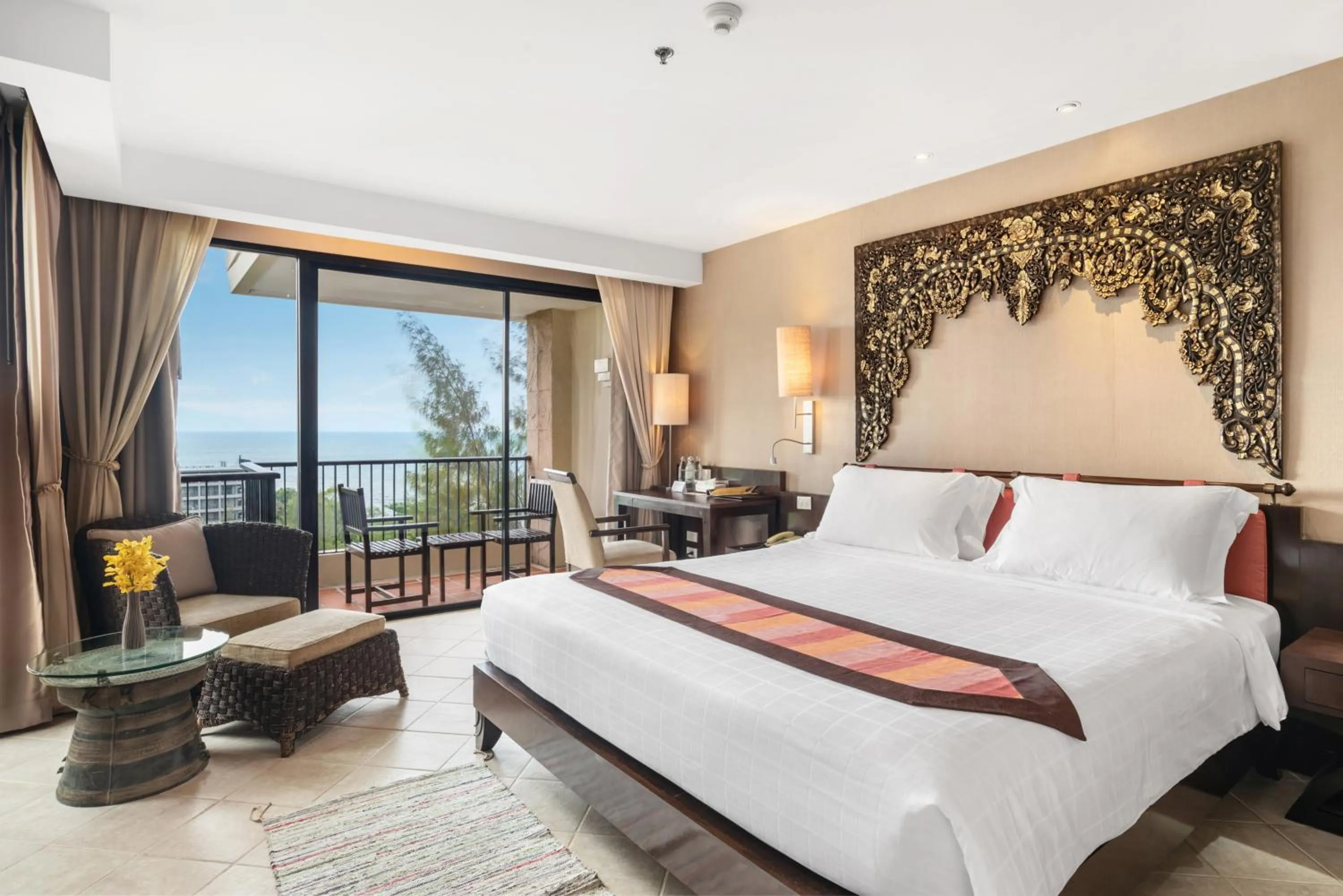 Bedroom, Bed in Garden Cliff Resort And Spa