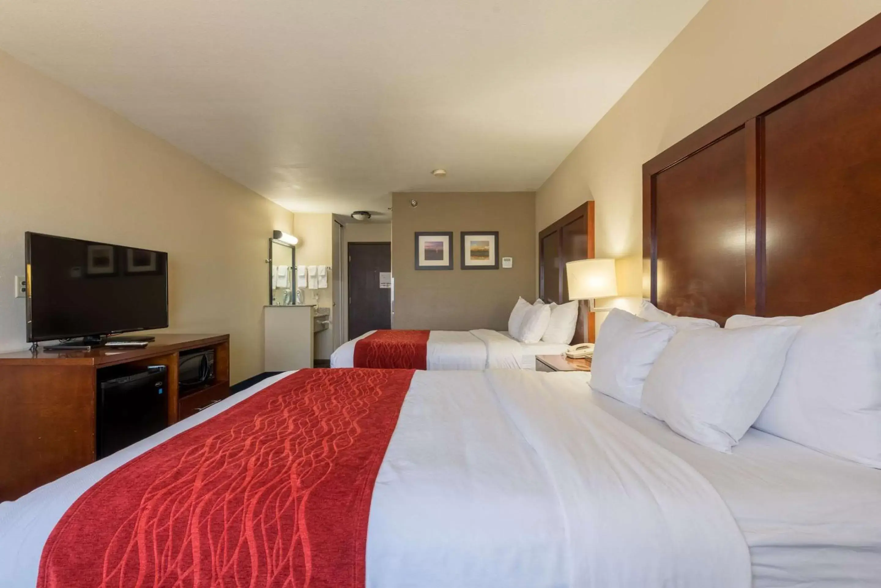 Bedroom, Bed in Comfort Inn & Suites Alamosa