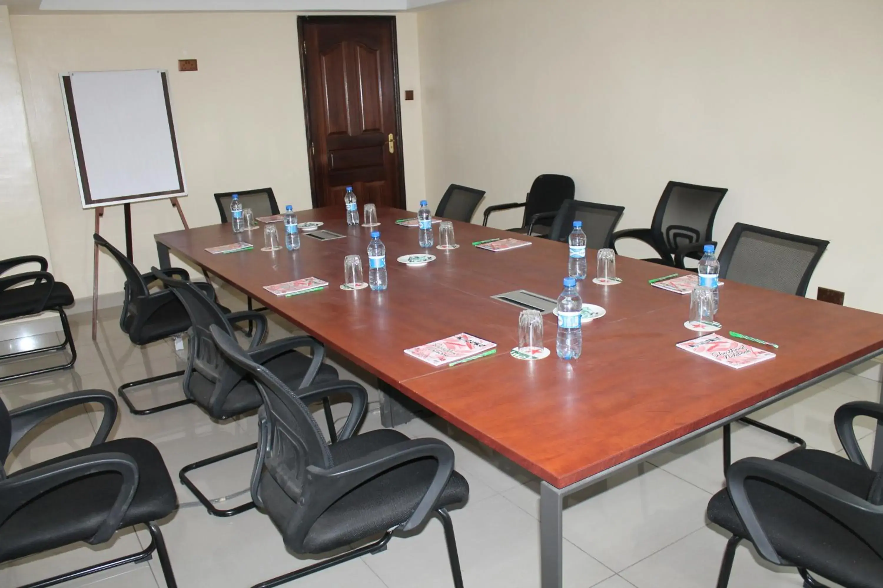 Meeting/conference room in Airport Landing Hotel