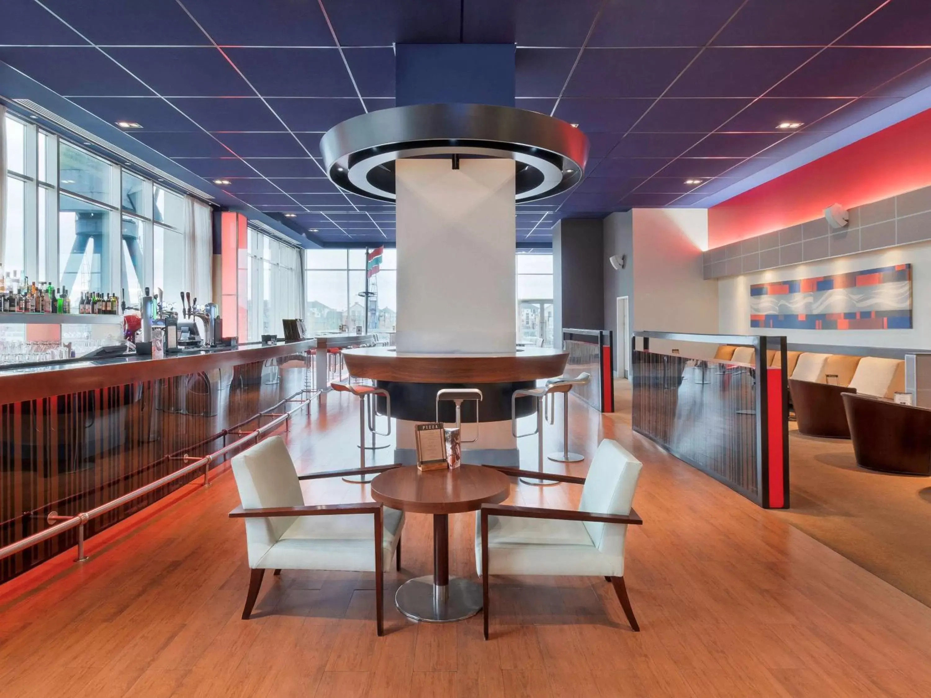 Restaurant/Places to Eat in Novotel London Excel