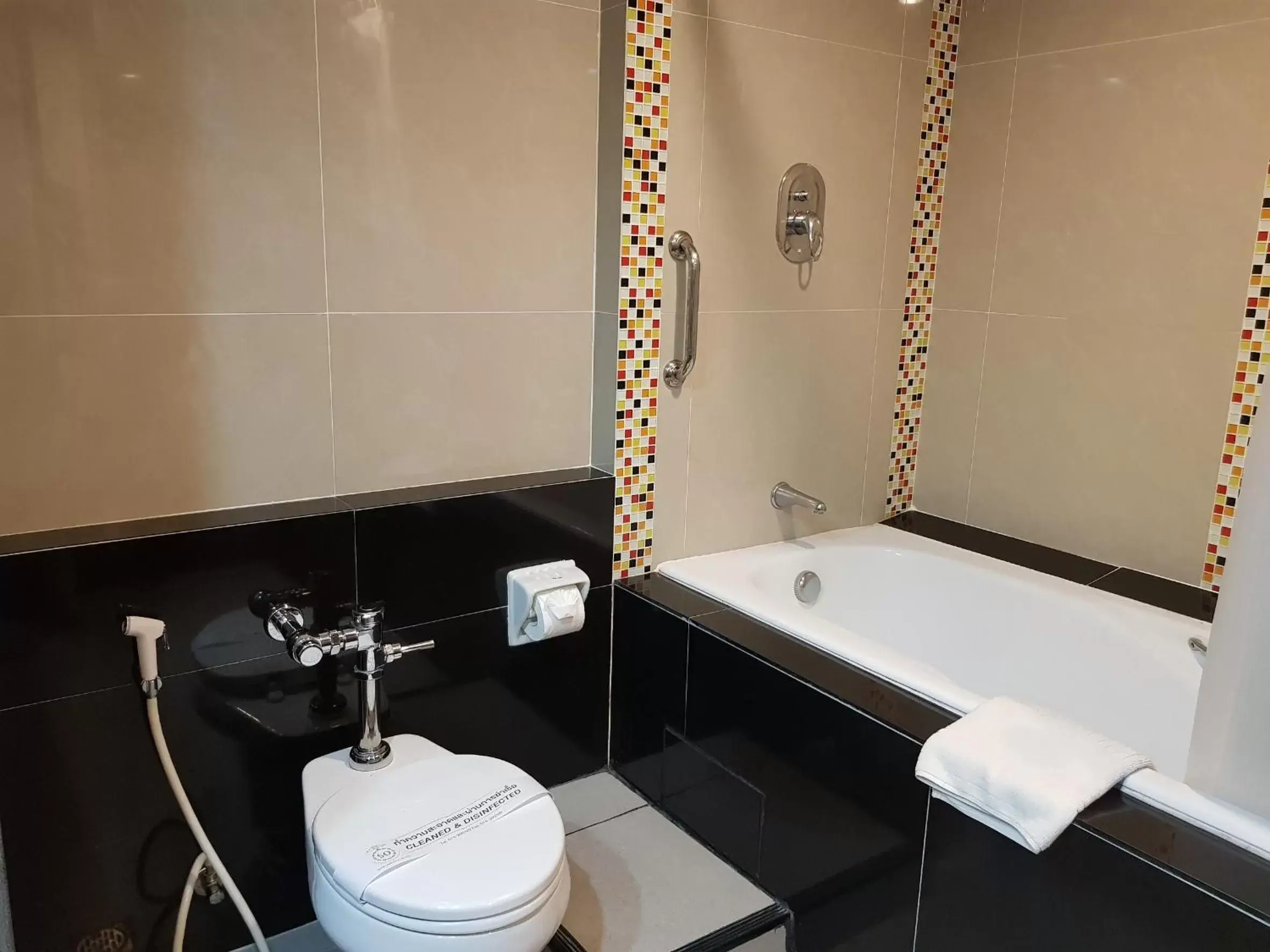 Bathroom in Siam Oriental Hotel