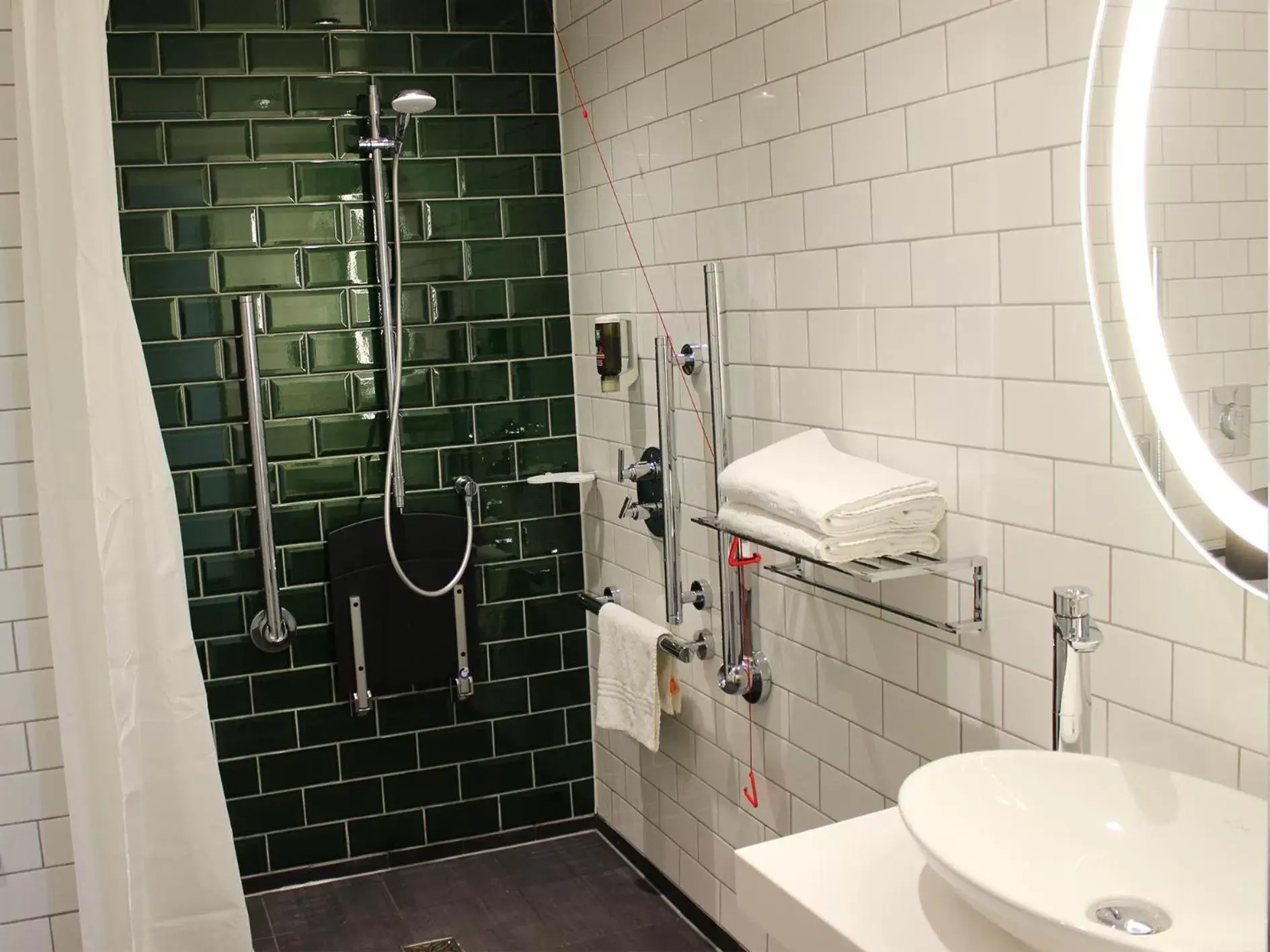 Bathroom in ibis Styles London Southwark - near Borough Market