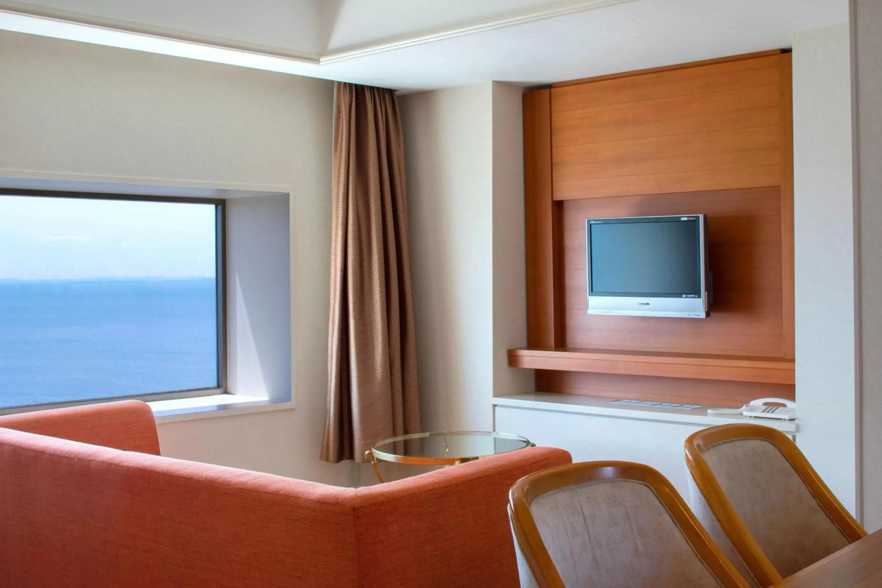 Photo of the whole room, TV/Entertainment Center in Sheraton Grande Tokyo Bay Hotel