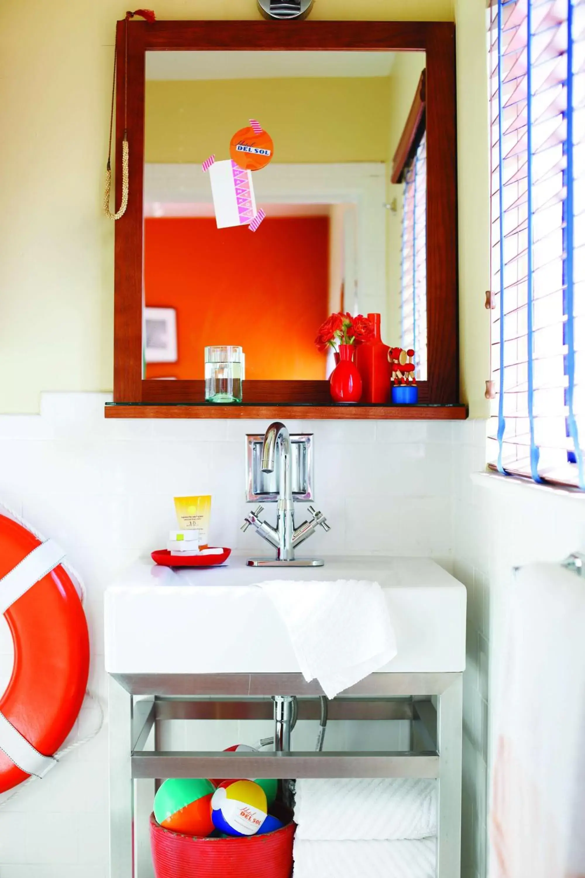 Bathroom, Kitchen/Kitchenette in Hotel Del Sol