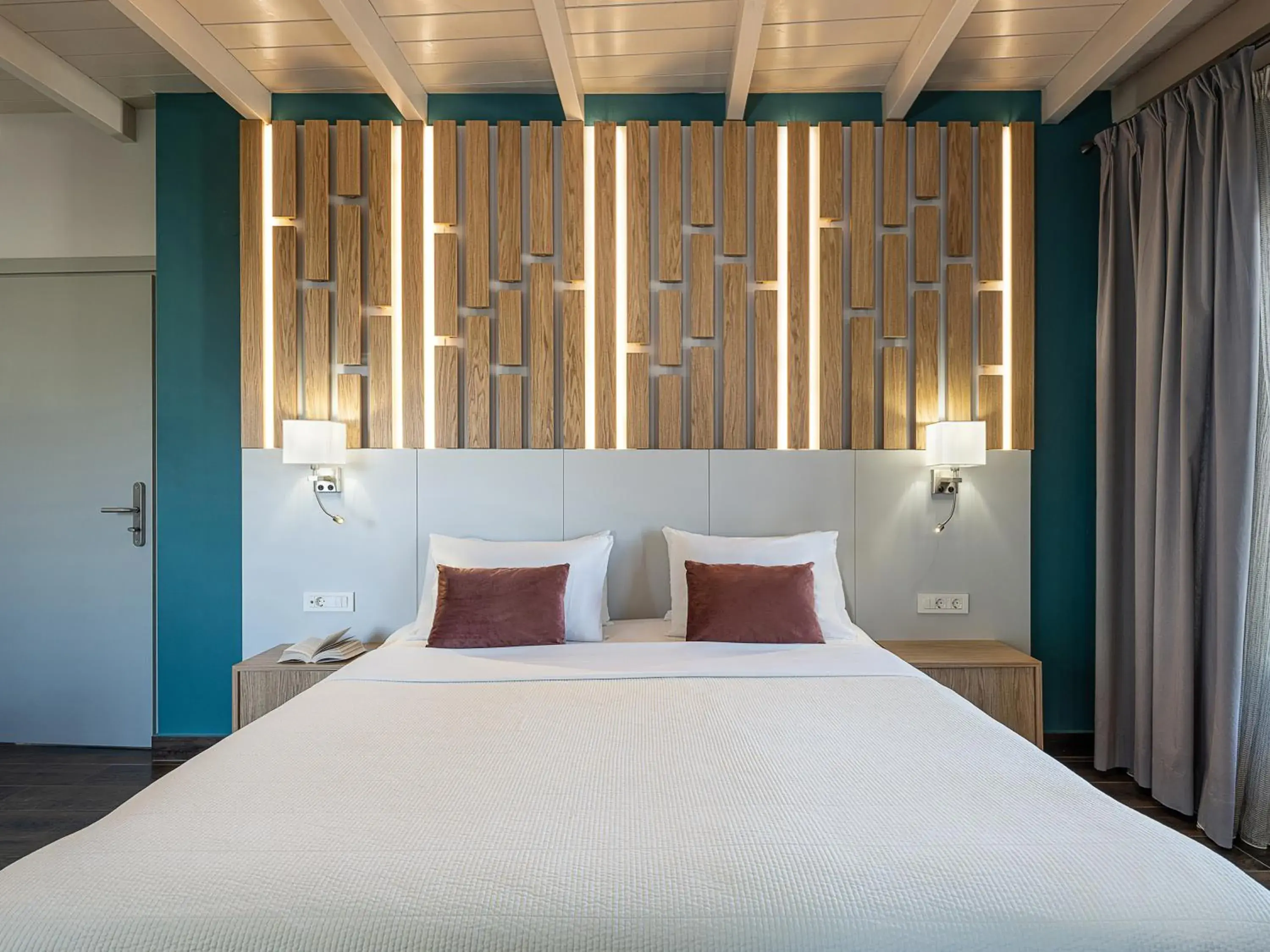 Bed in Elia Bettolo Hotel Bed in Elia Bettolo Hotel