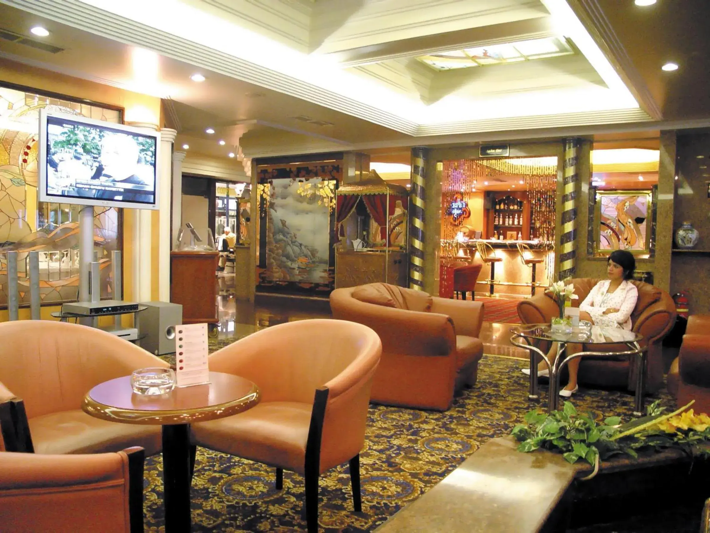 Lobby or reception, Restaurant/Places to Eat in Grand Anka Hotel