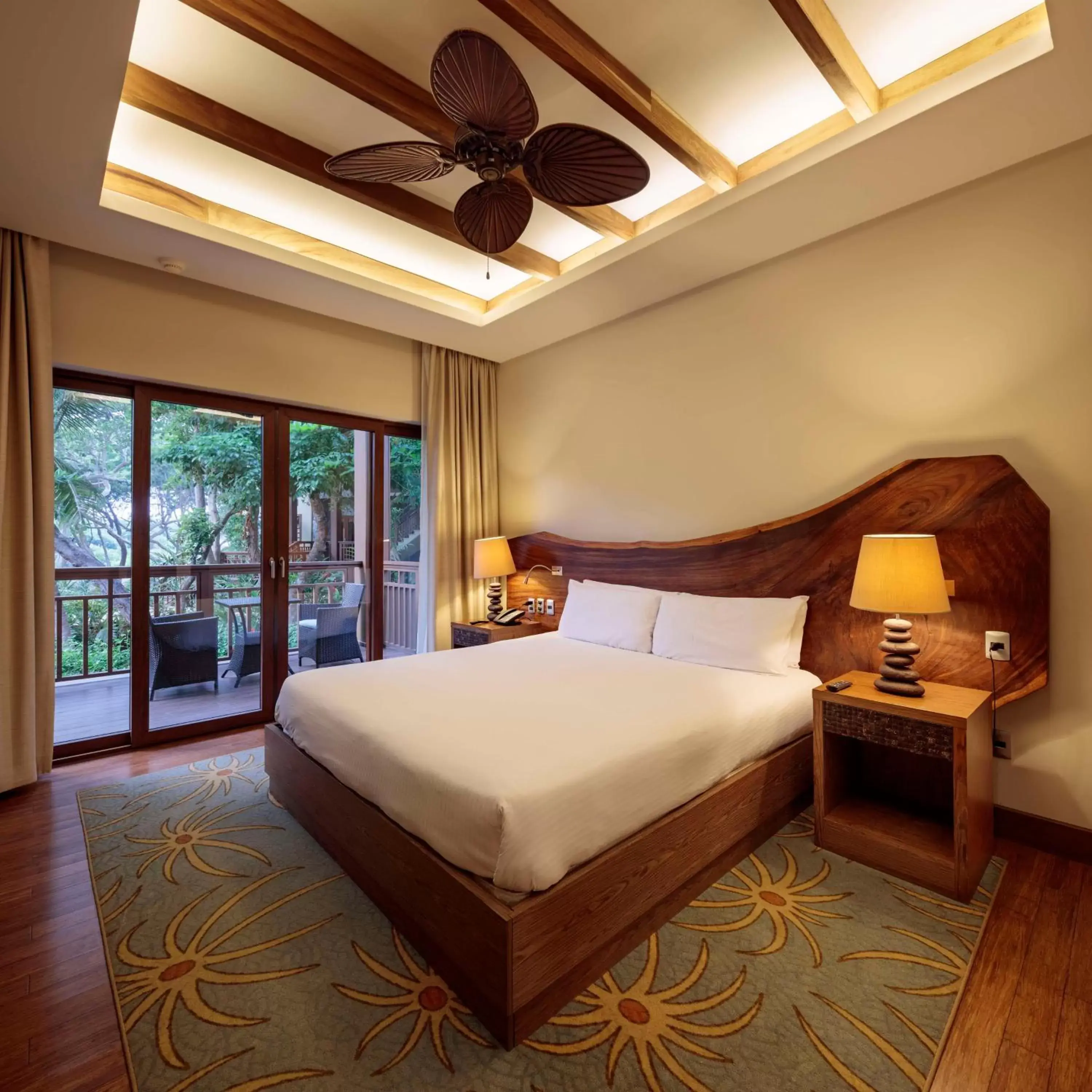 View (from property/room), Bed in Indura Beach & Golf Resort Curio Collection By Hilton