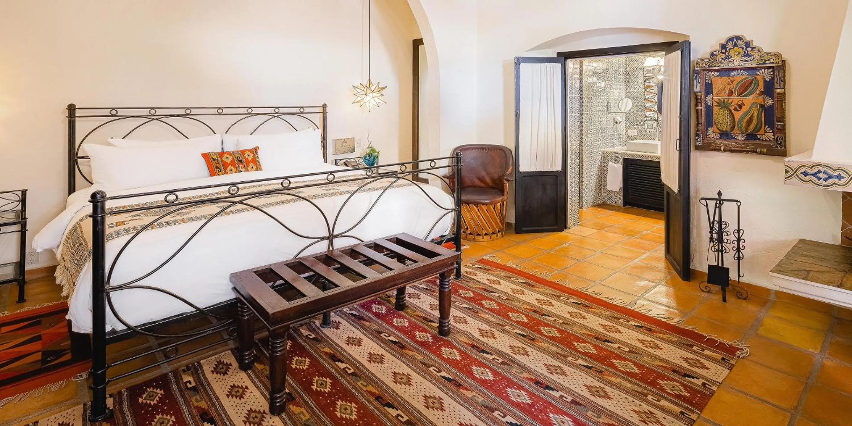 Photo of the whole room, Bed in Hacienda El Santuario San Miguel de Allende