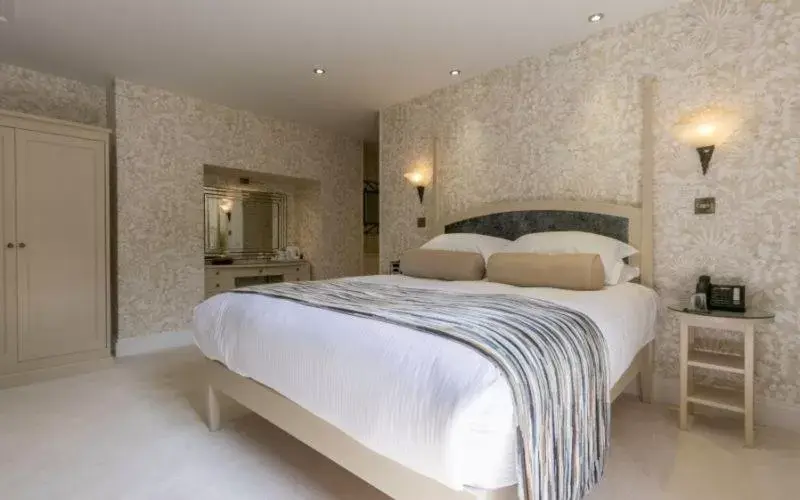 Photo of the whole room, Bed in Applegarth Villa Hotel & Restaurant (Adult Only)