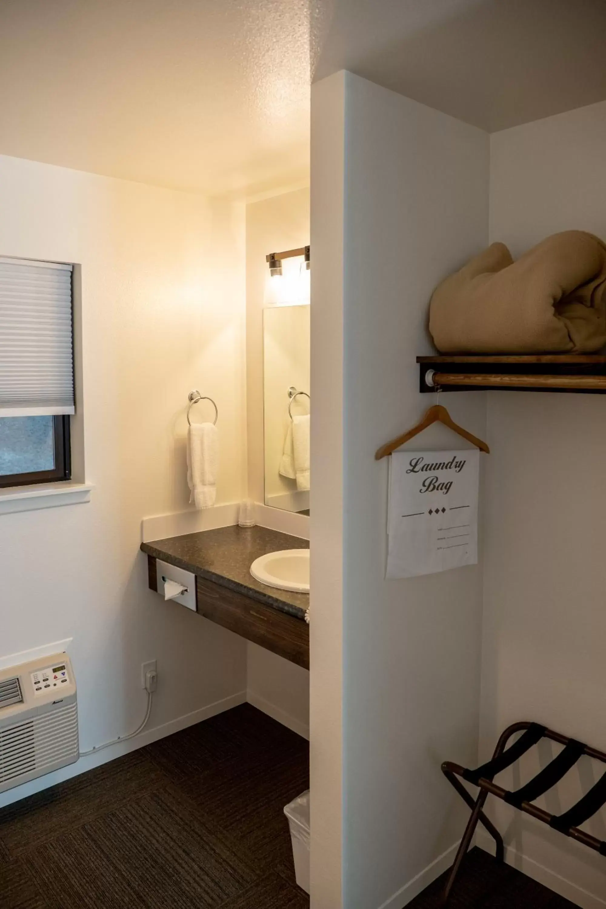 Bathroom in Eagle Cap Chalets