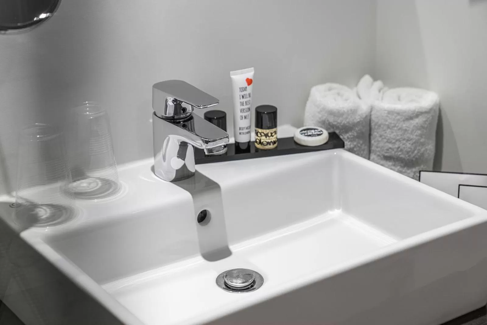 Bathroom in Velotel Brugge