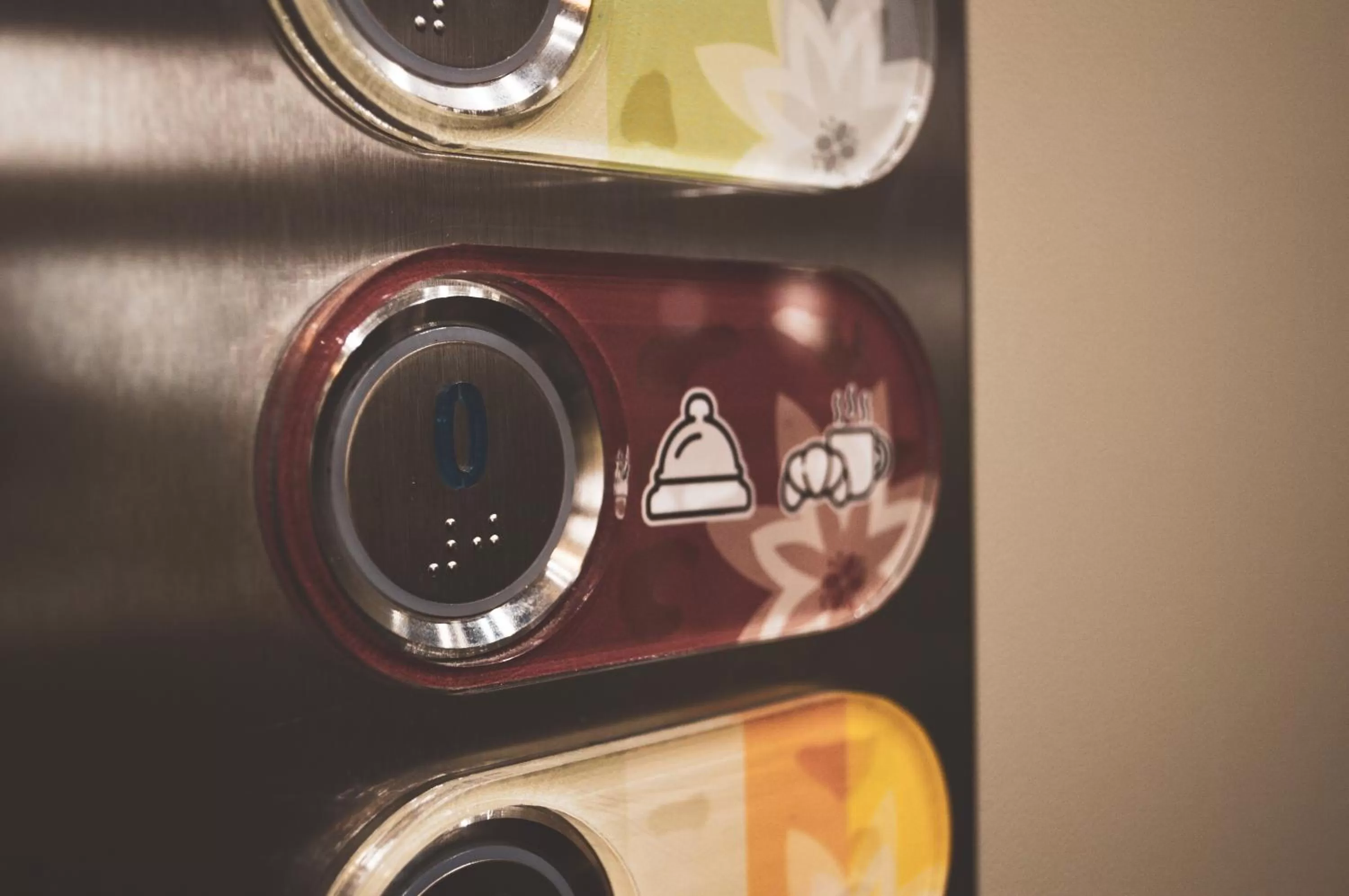 elevator in Hosteria Foike