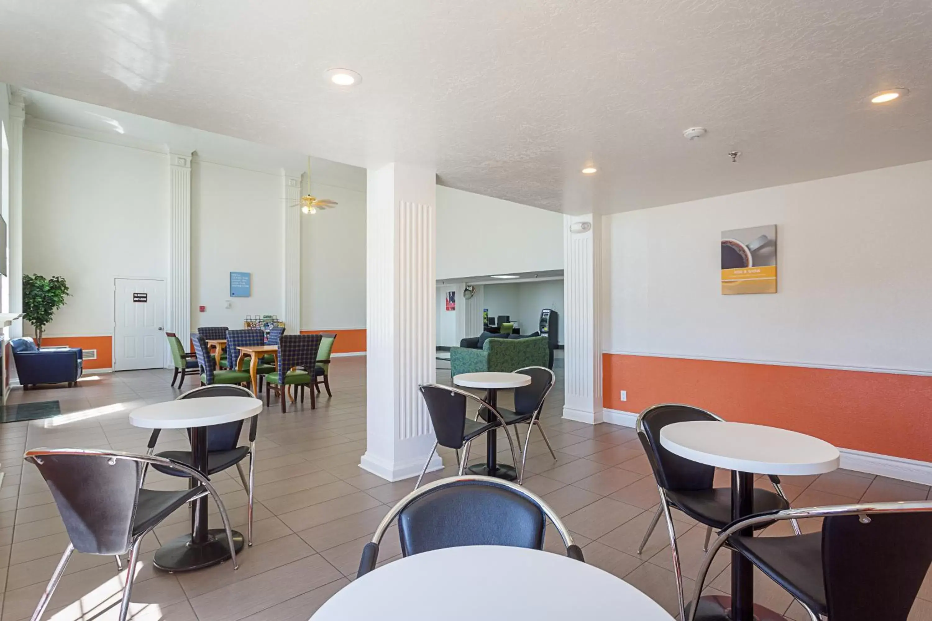 Lobby or reception, Restaurant/Places to Eat in Motel 6-Williams, AZ - West - Grand Canyon