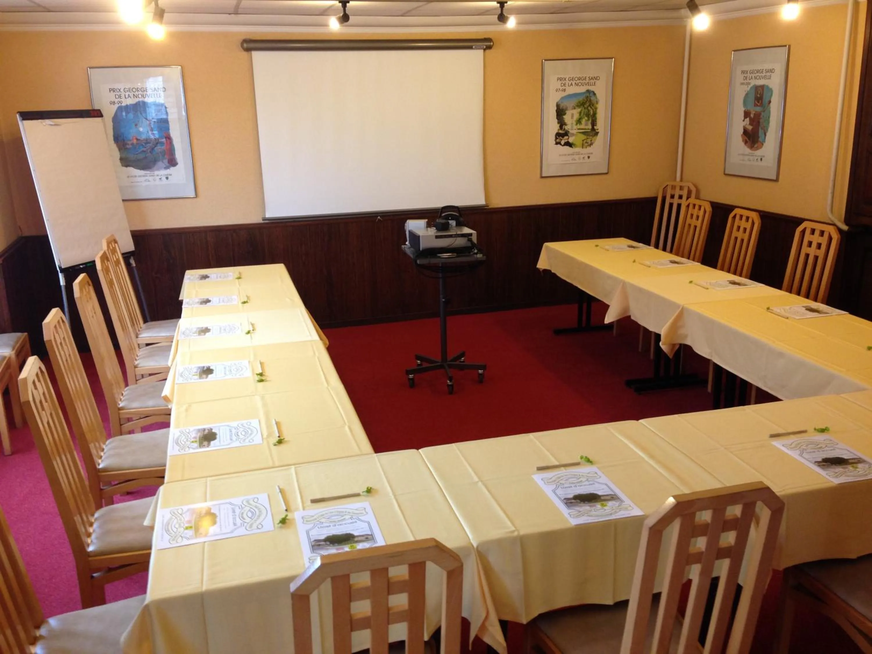 Logis Hôtel Restaurant Du Lion D'argent Et Des Tanneries