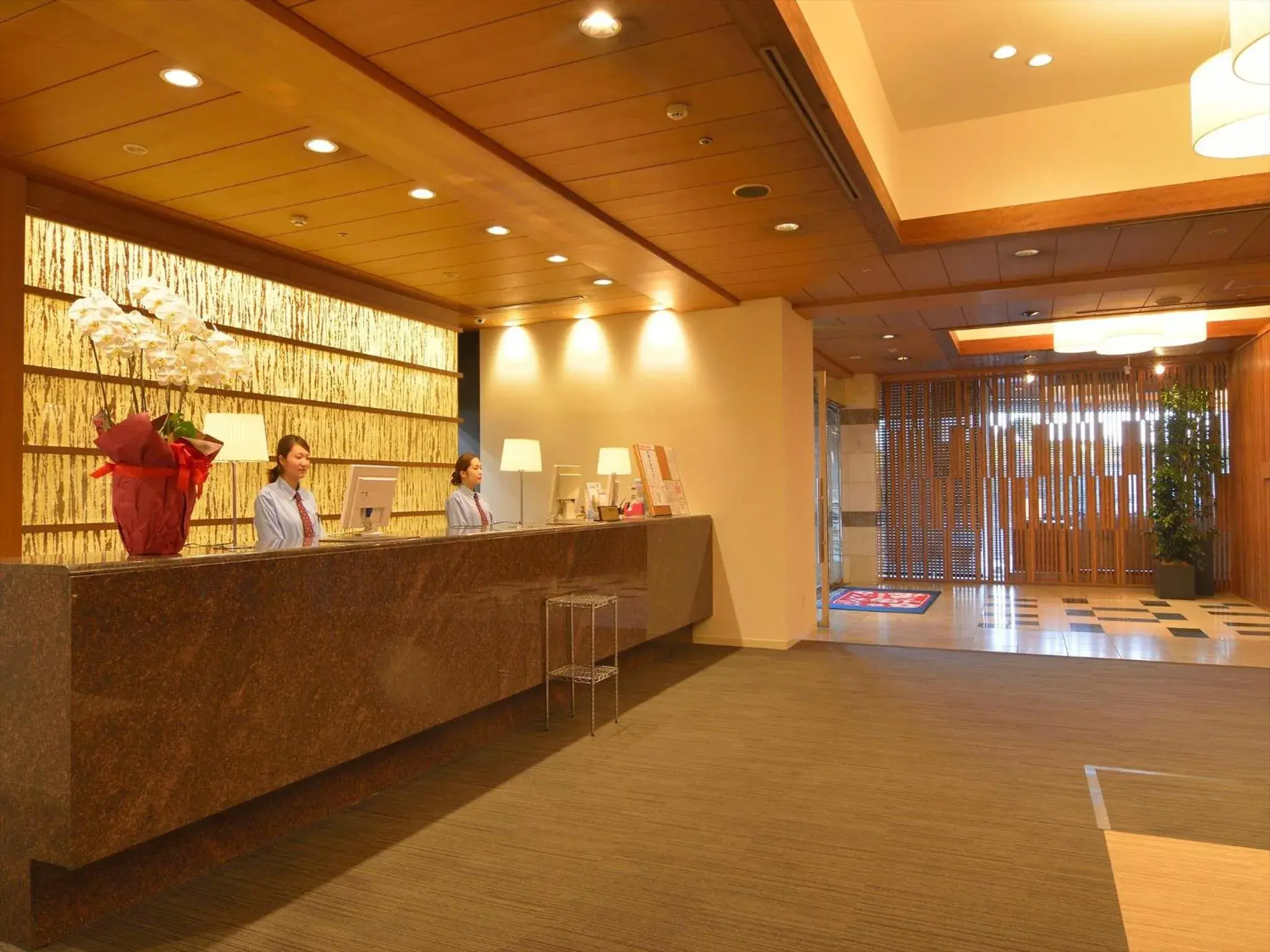 Staff, Lobby/Reception in Atami Seaside Spa & Resort