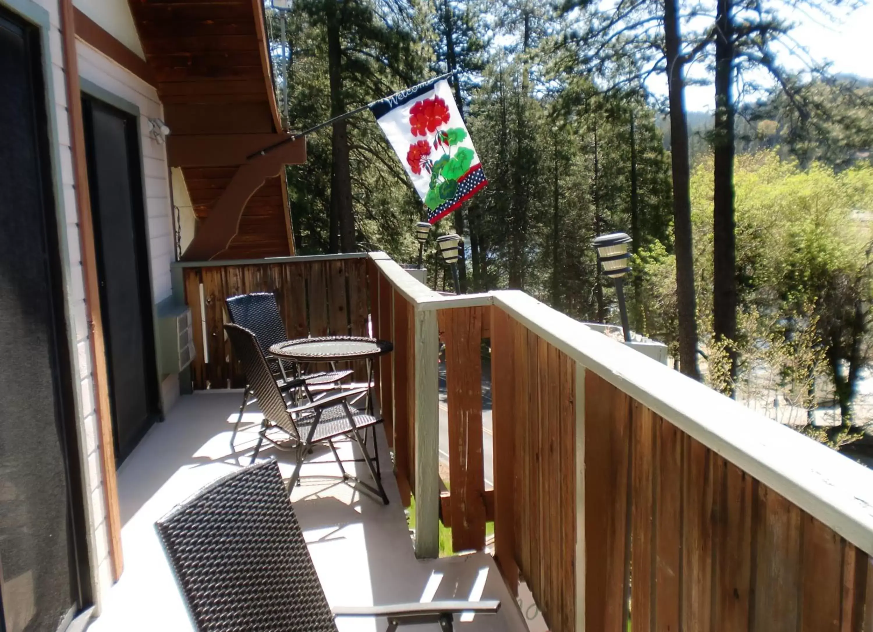 Balcony/Terrace in The North Shore Inn