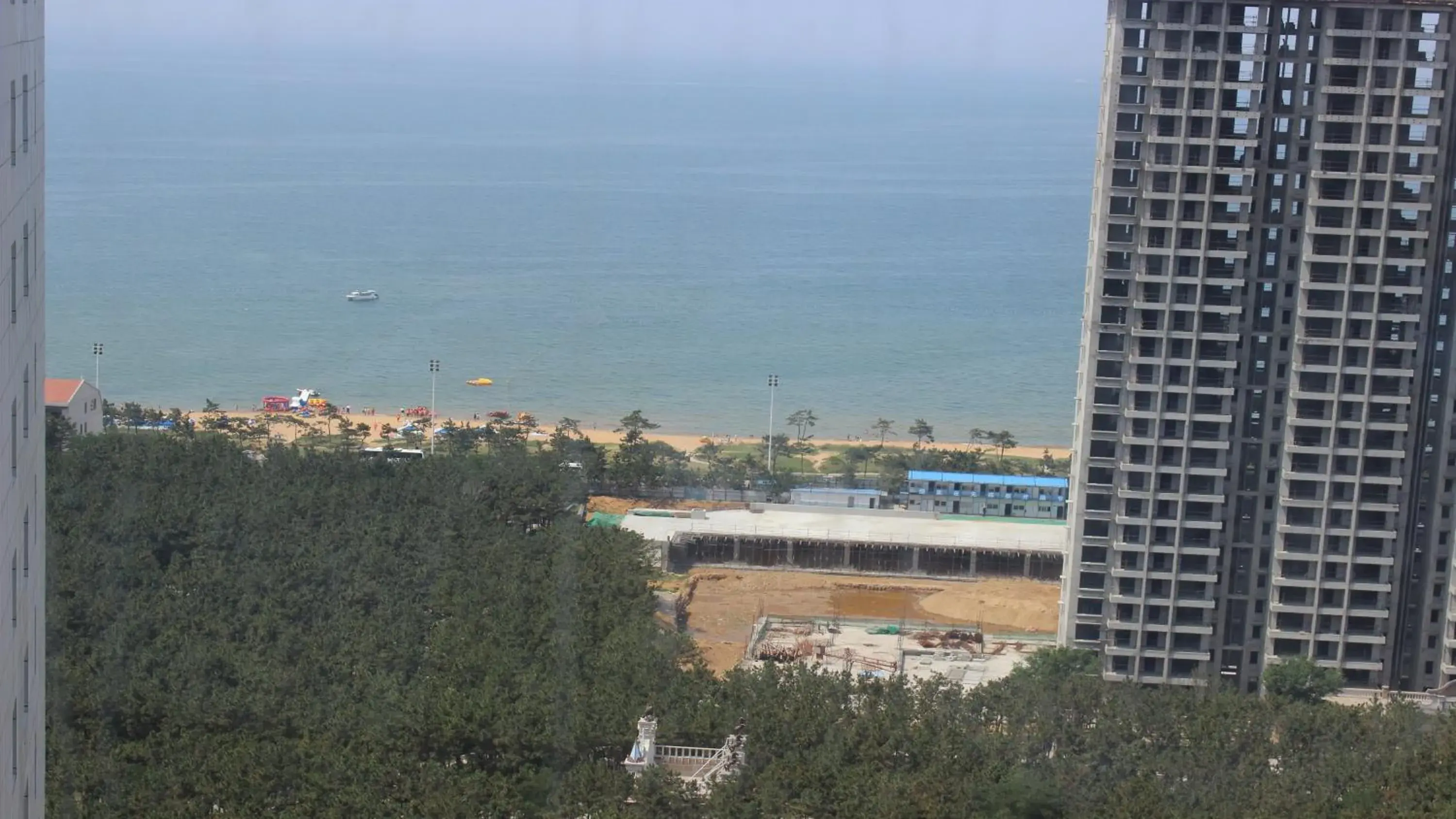 Beach in Holiday Inn Express Weihai Hi-Tech Zone, an IHG Hotel