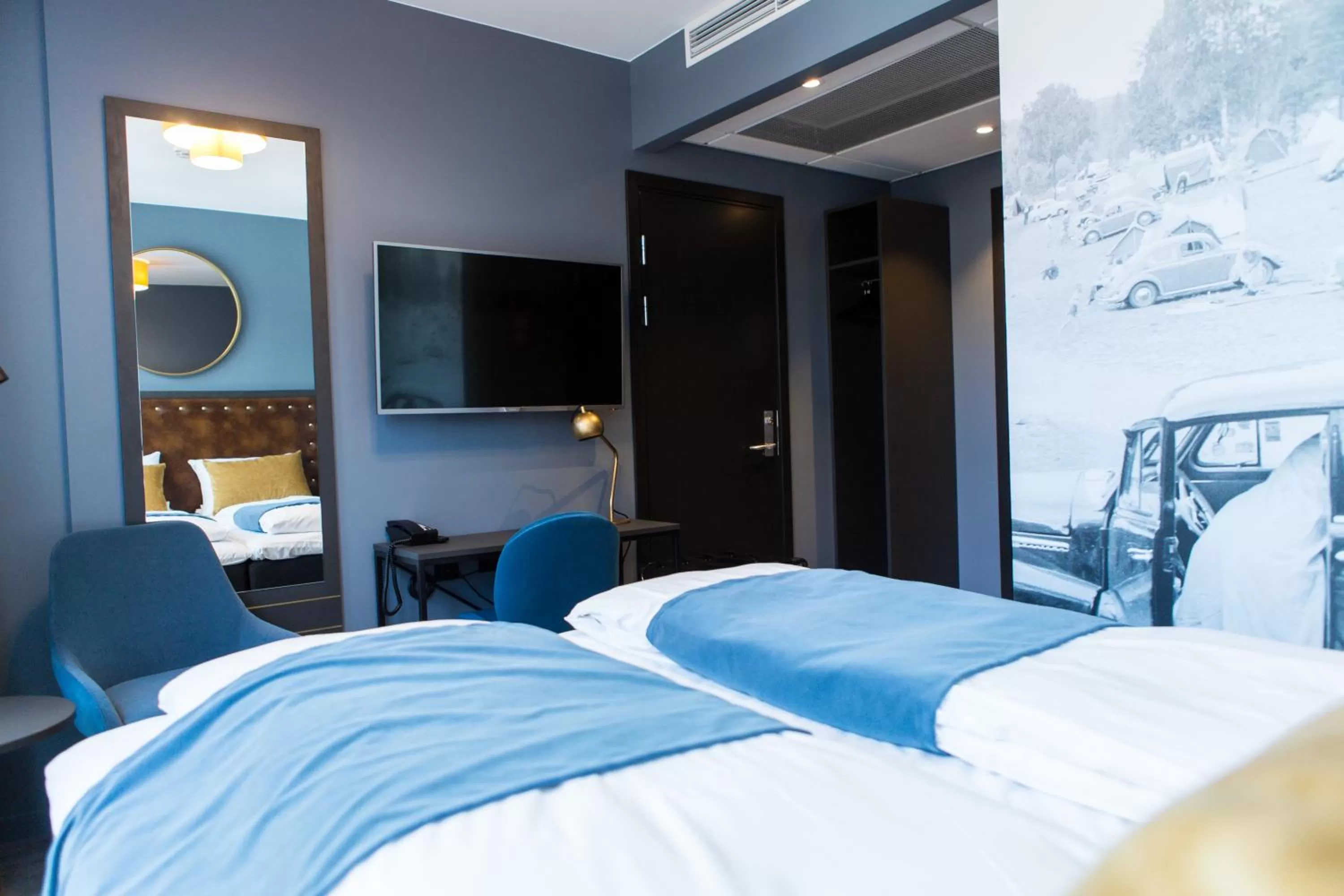 Photo of the whole room, Bed in The Verdandi Hotel