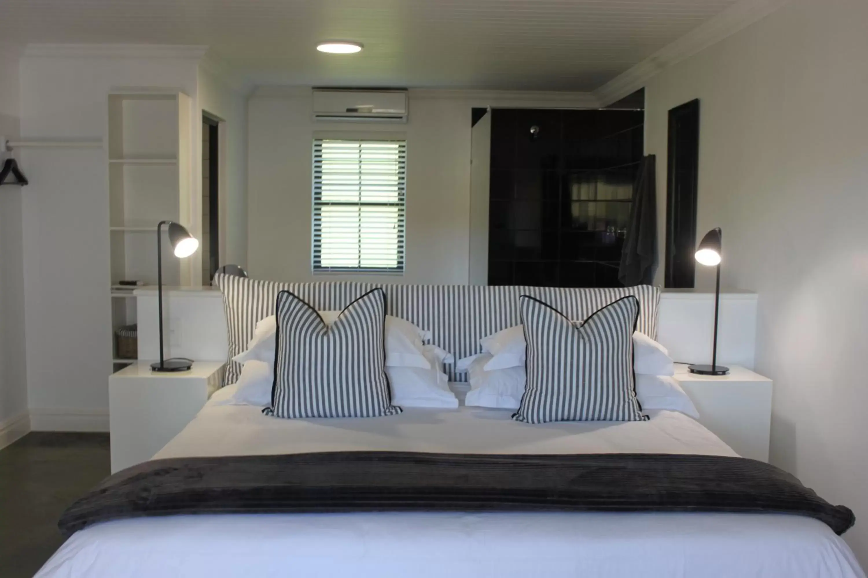 Bedroom, Bed in Brenaissance Wine & Stud Estate