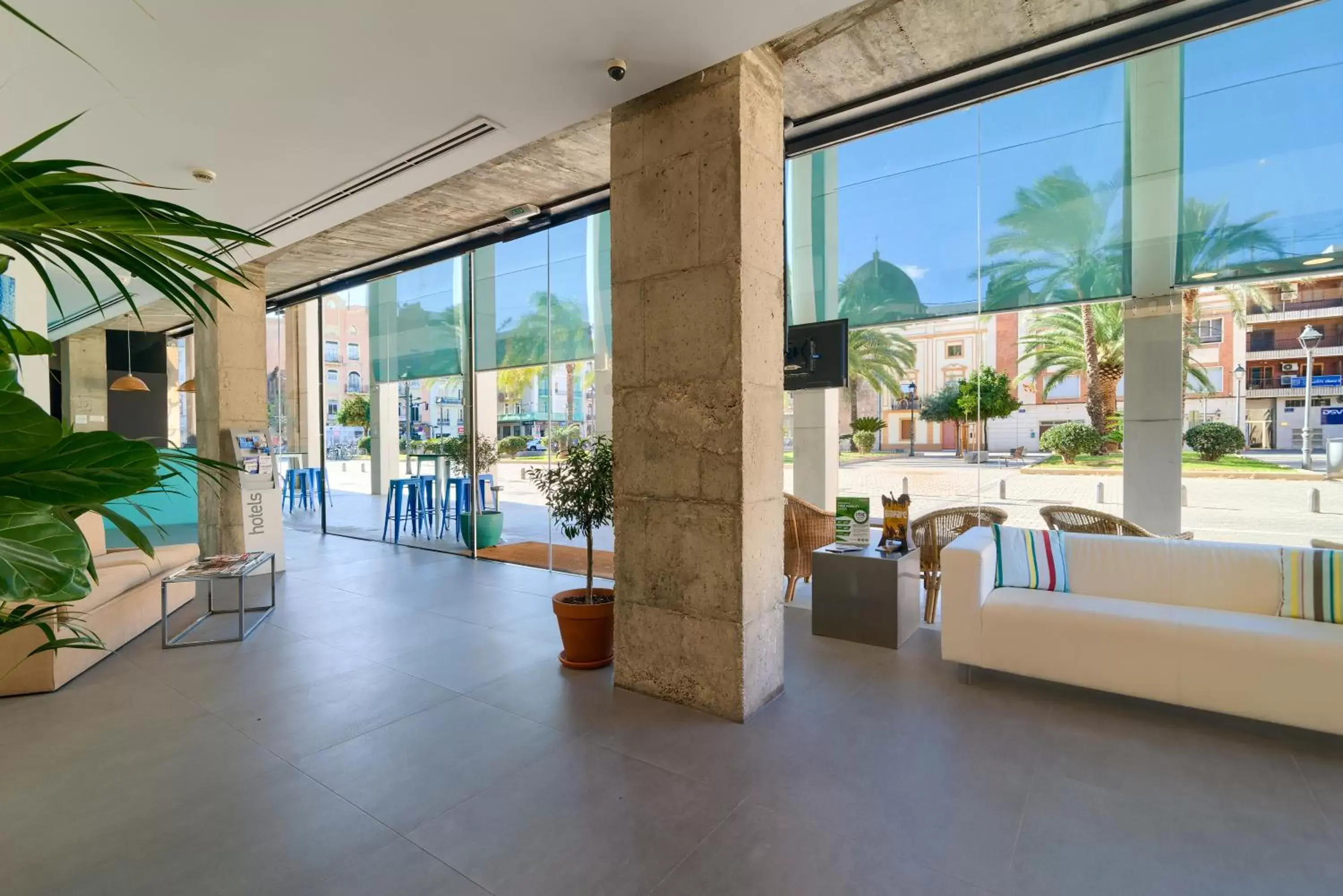 Lobby or reception in Sea You Hotel Port Valencia