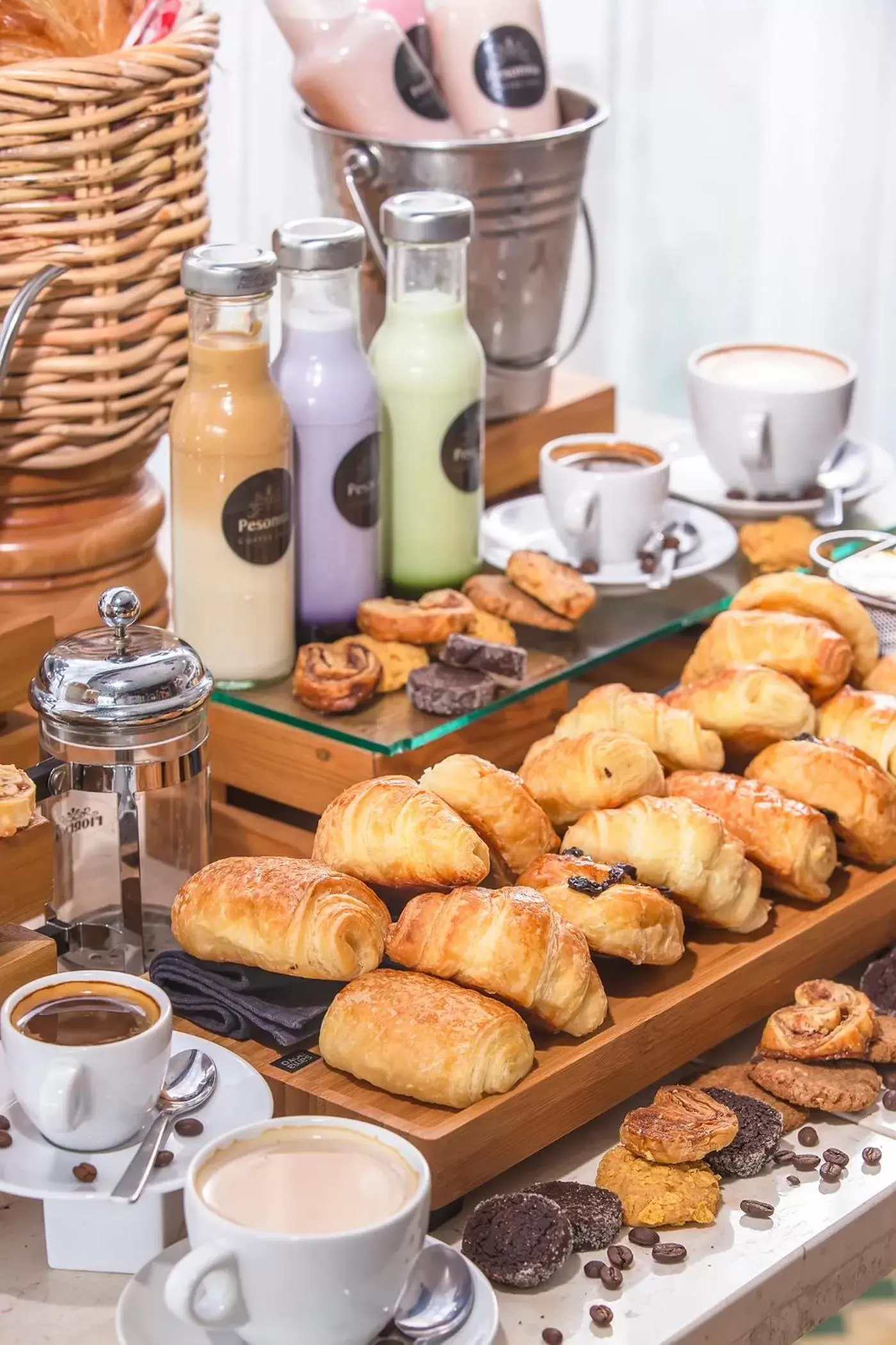 Buffet breakfast in KHAS Tugu Hotel Yogyakarta Buffet breakfast in KHAS Tugu Hotel Yogyakarta