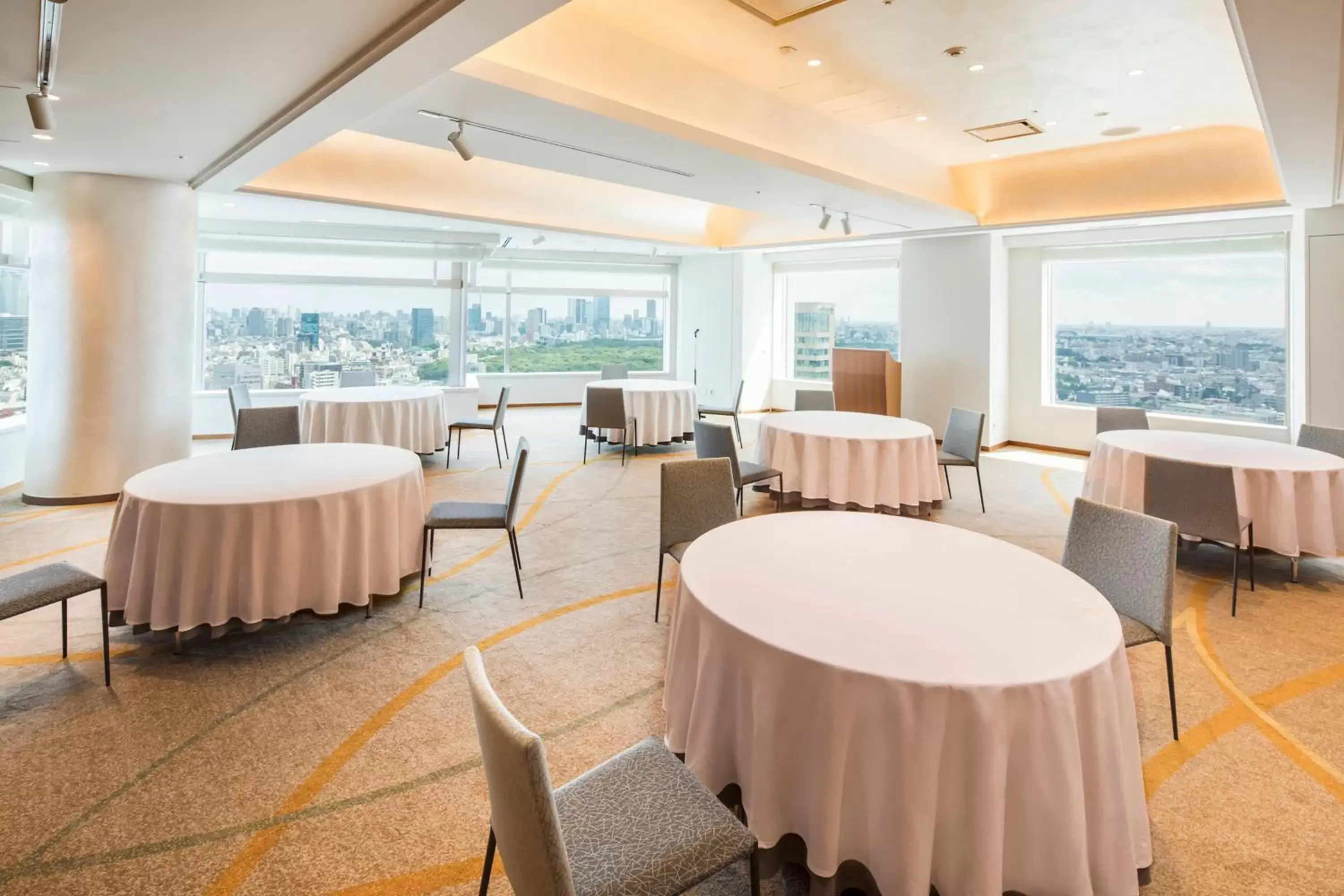Banquet/Function facilities in Hotel Century Southern Tower