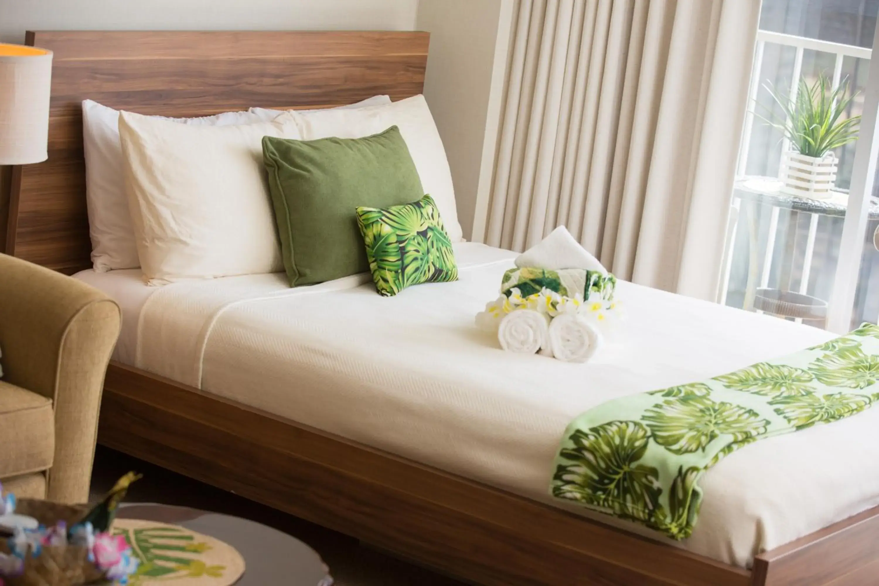 Bed in Tropical Studios at Marine Surf Waikiki - FREE PARKING - BEST LOCATION - FULL KITCHEN - SWIMMING POOL