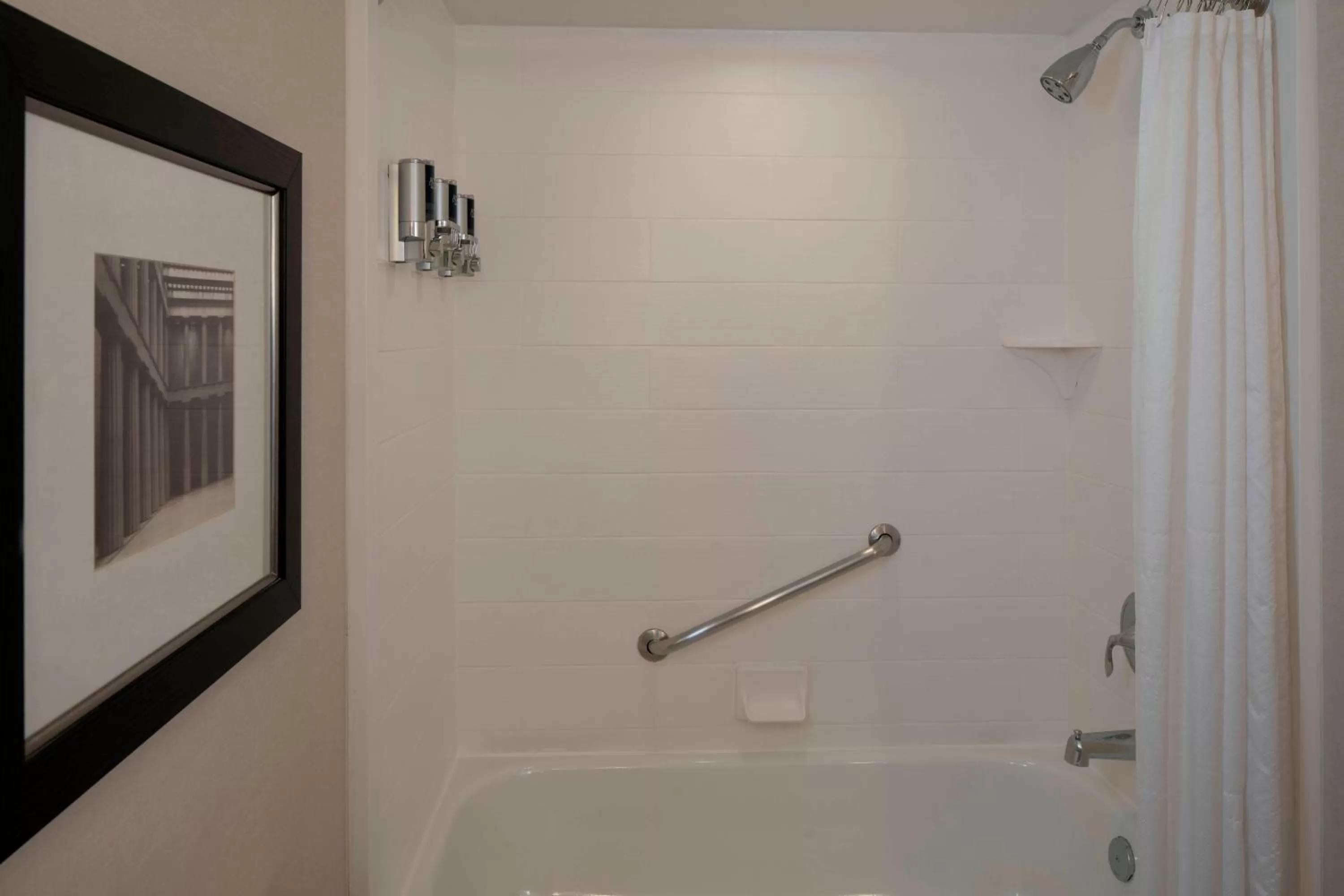 Standard King Room in Sheraton Nashville Brentwood