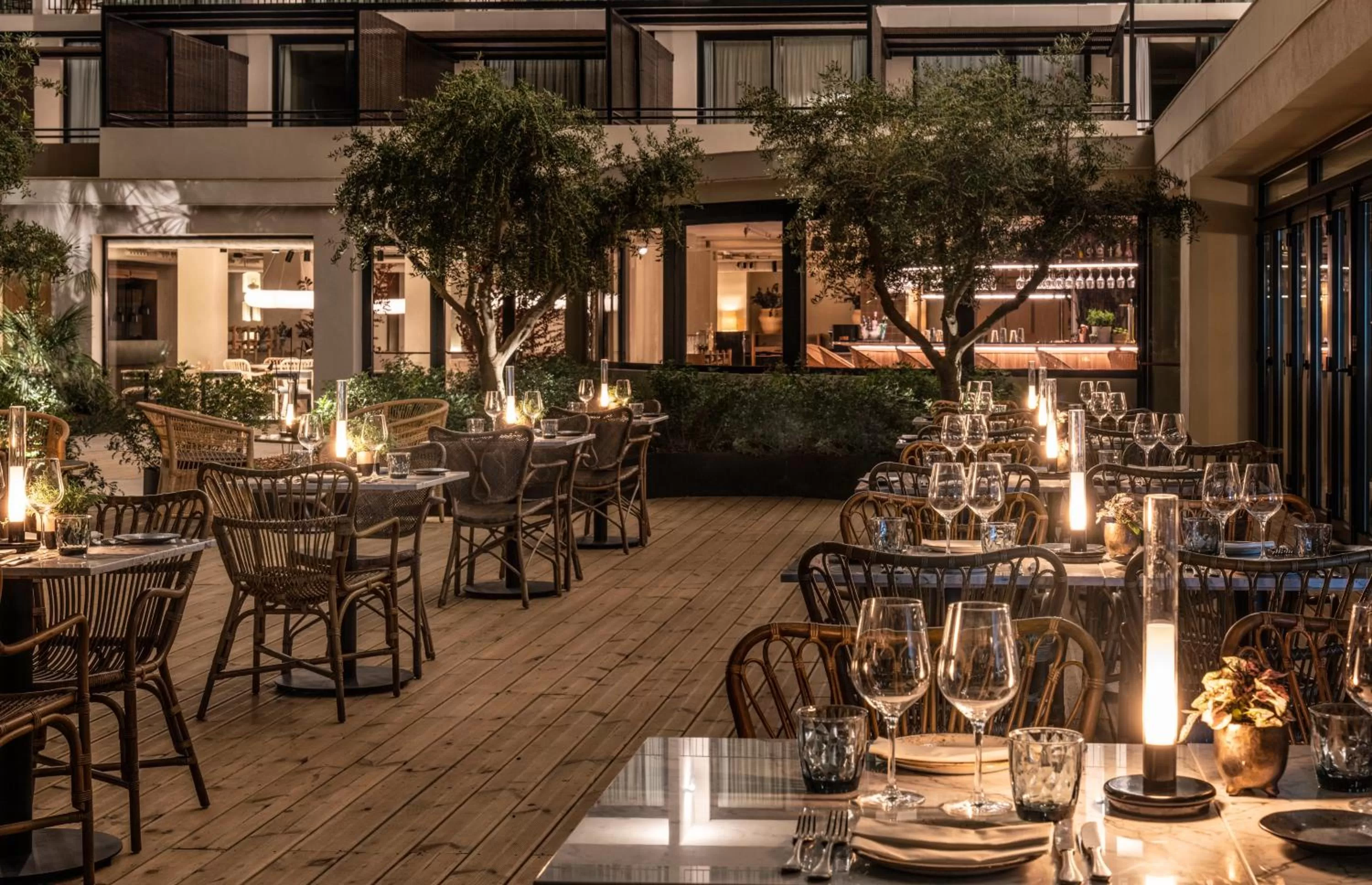 Restaurant/places to eat in Mercure Benidorm