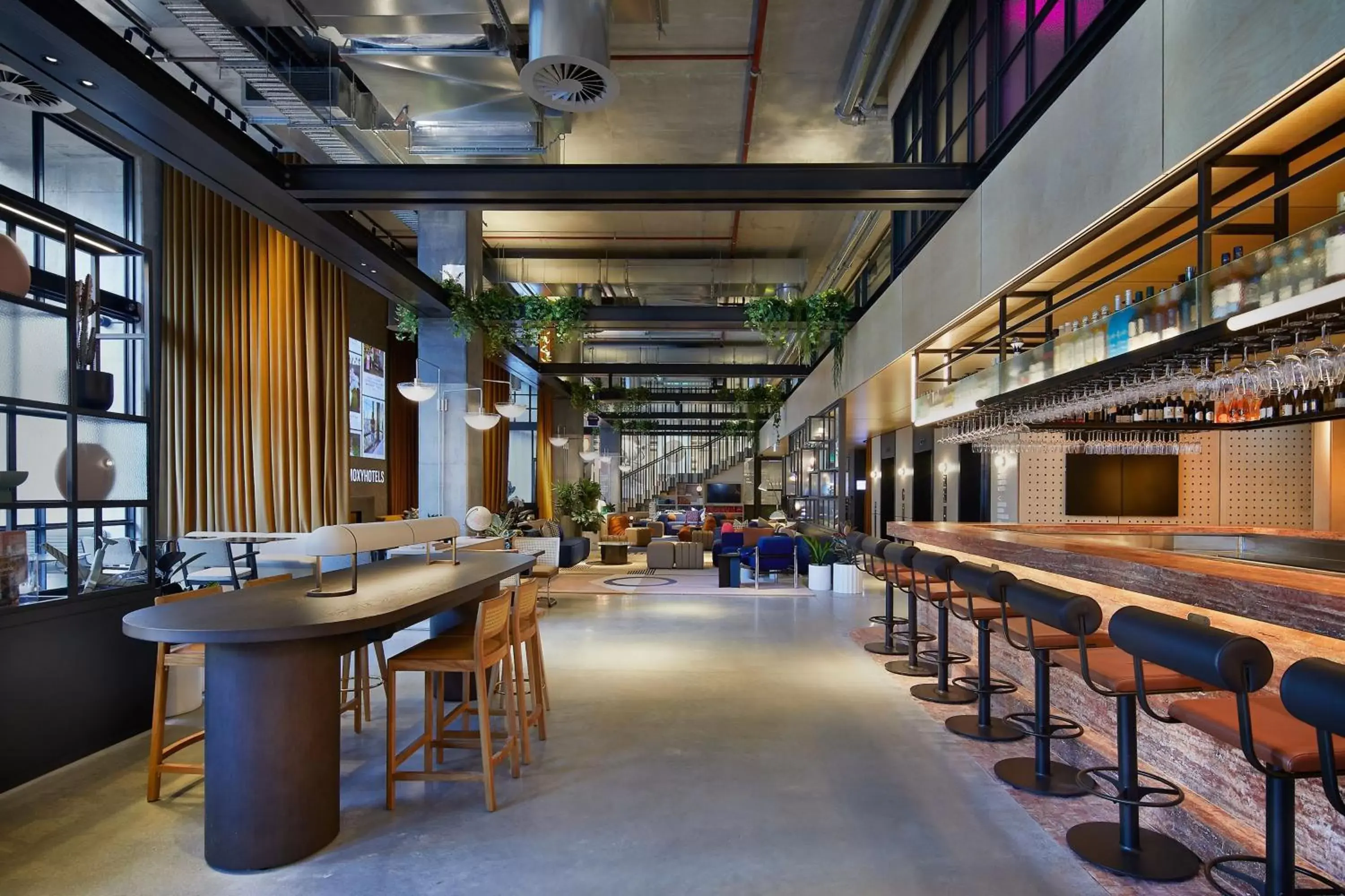 Lobby or reception, Restaurant/Places to Eat in Moxy Sydney Airport