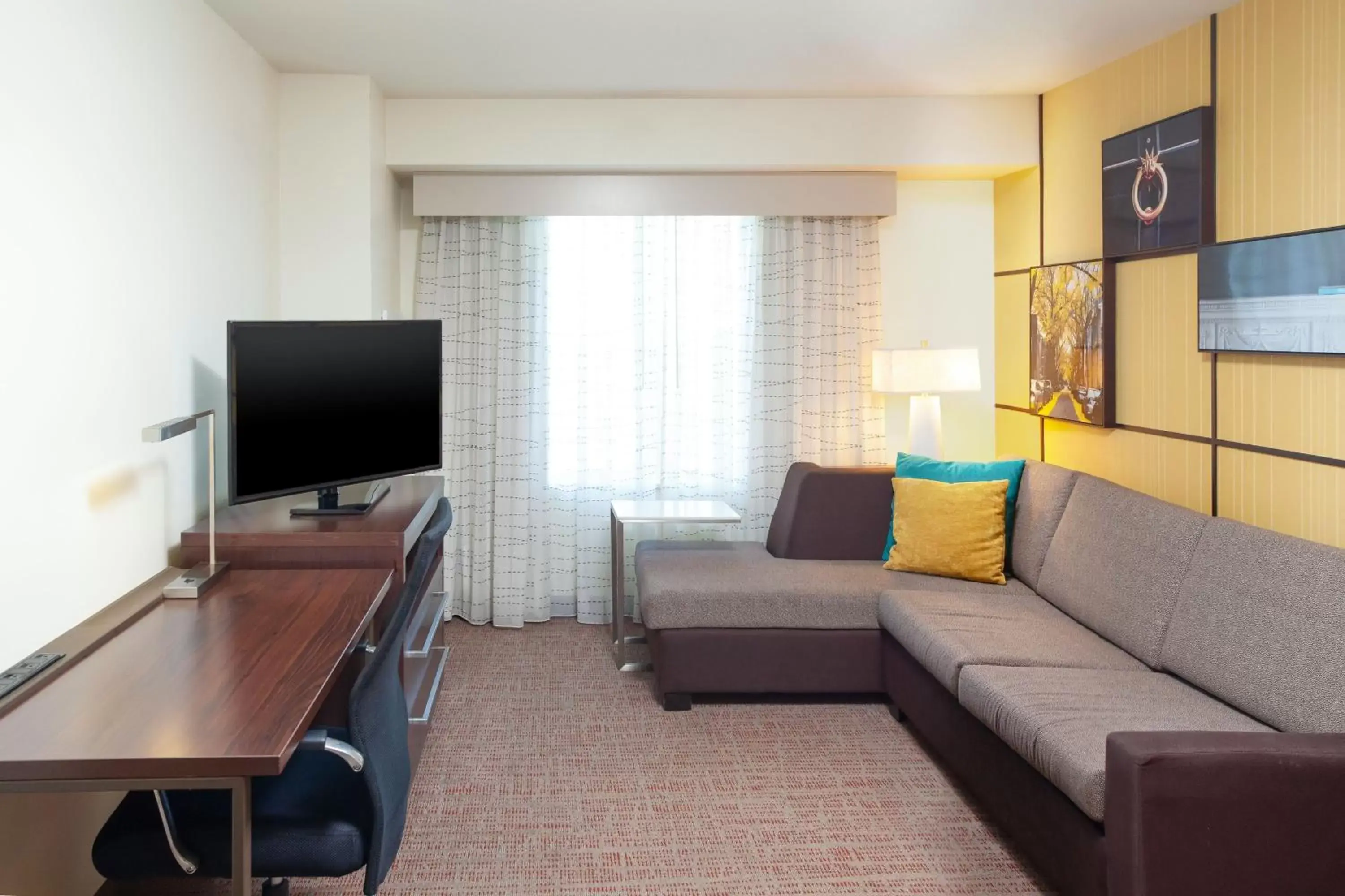 Living room, Seating Area in Residence Inn by Marriott Decatur Forsyth