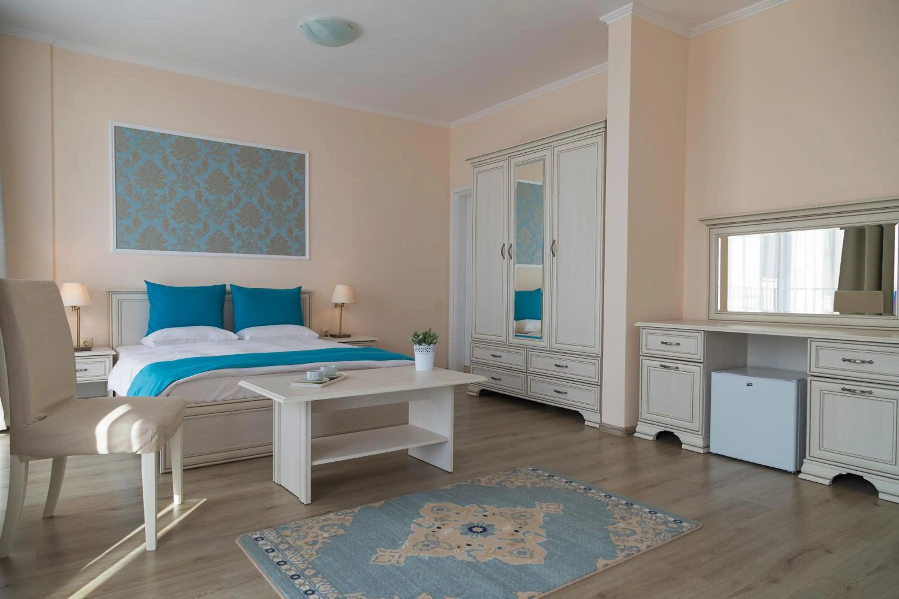 Bed in White Rock Castle Suite Hotel & SPA