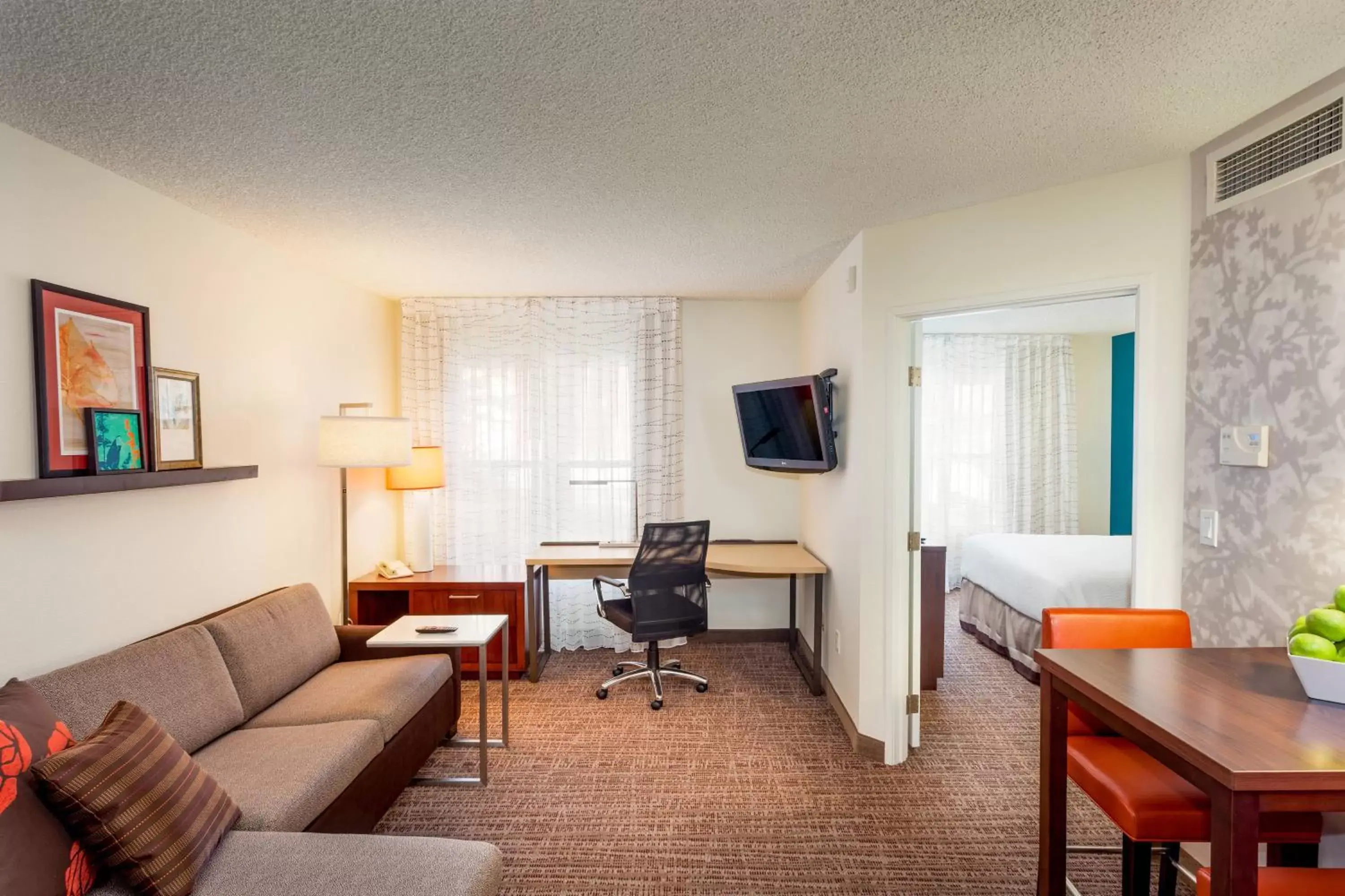 Bedroom, Seating Area in Residence Inn by Marriott Las Vegas Henderson/Green Valley