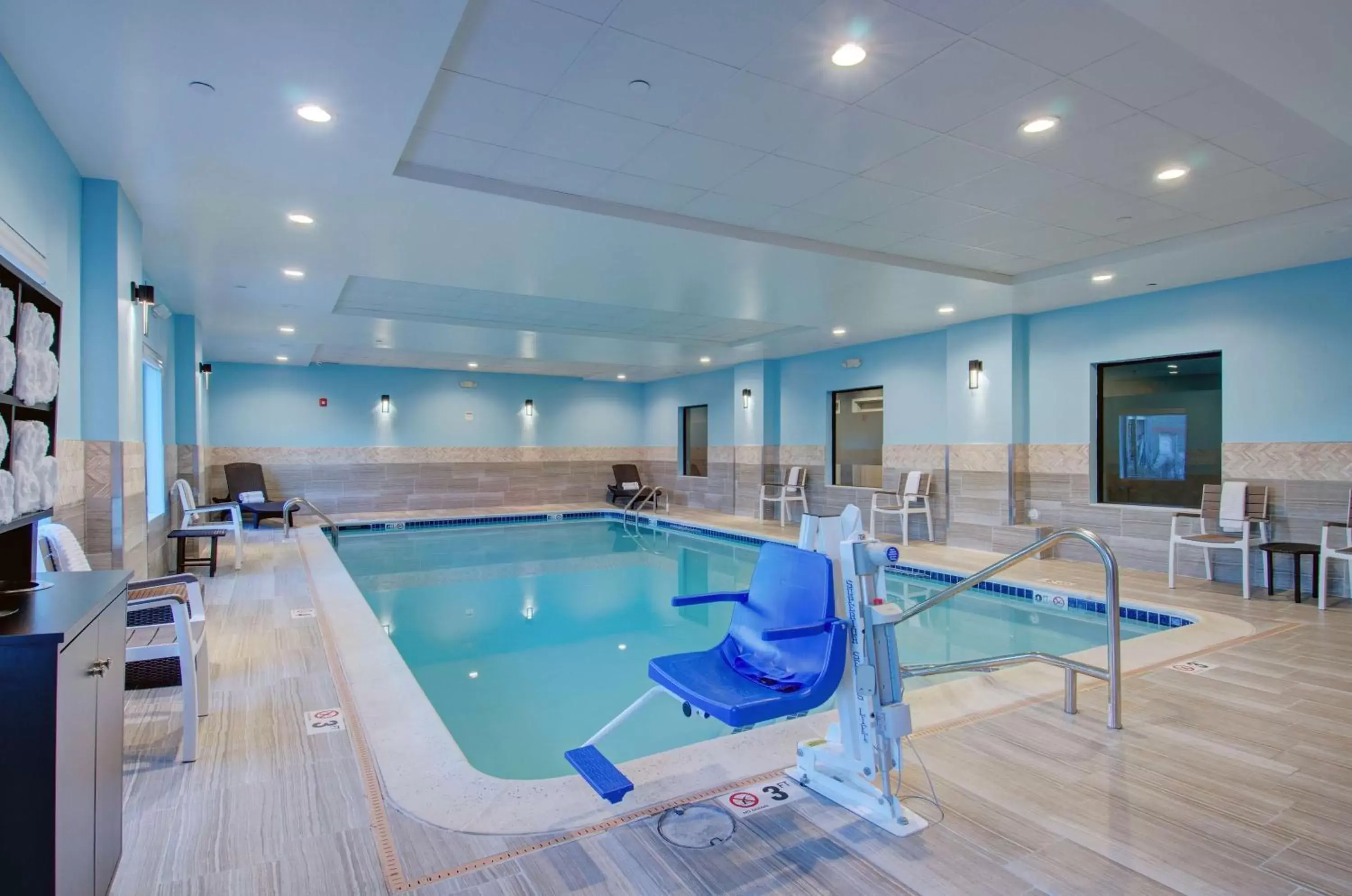 Pool view, Swimming Pool in Hampton Inn & Suites Boston/Stoughton, Ma